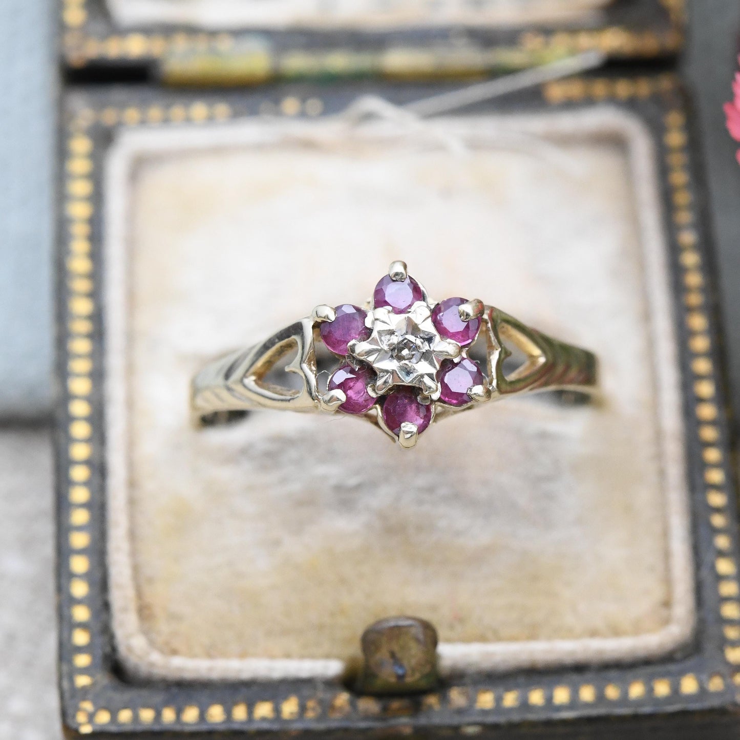 Vintage 9ct Gold Ruby Diamond Floral Cluster Ring 1989 - Mid-Century Cut Out Heart Shoulders Flower Shape | UK Size - P | US Size - 7 3/4