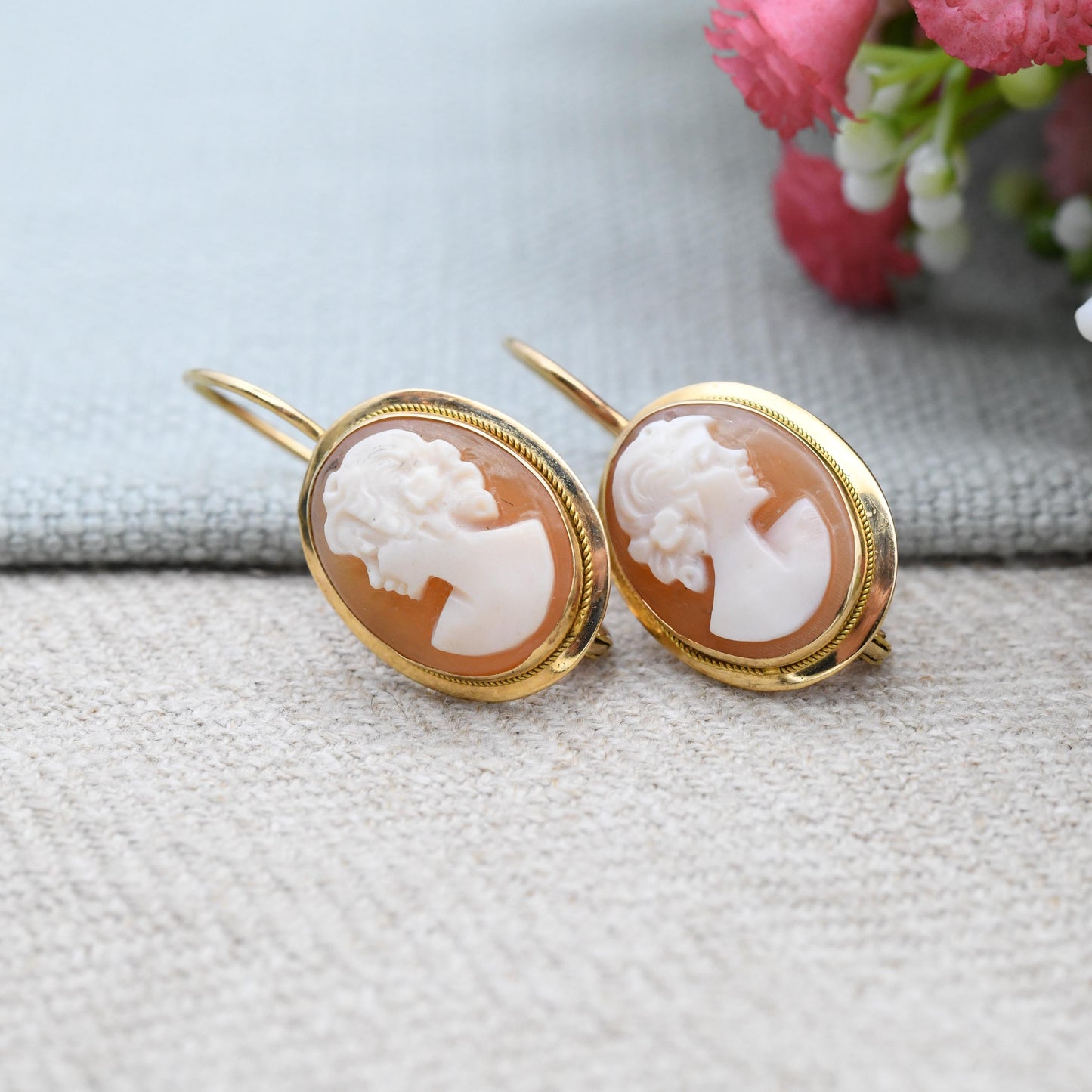 Vintage Italian 18ct Gold Cameo Earrings - Hand Carved Shell Portrait Woman's Profile Bust | Lever Back Hook Closure | 750 Italy Hallmarks