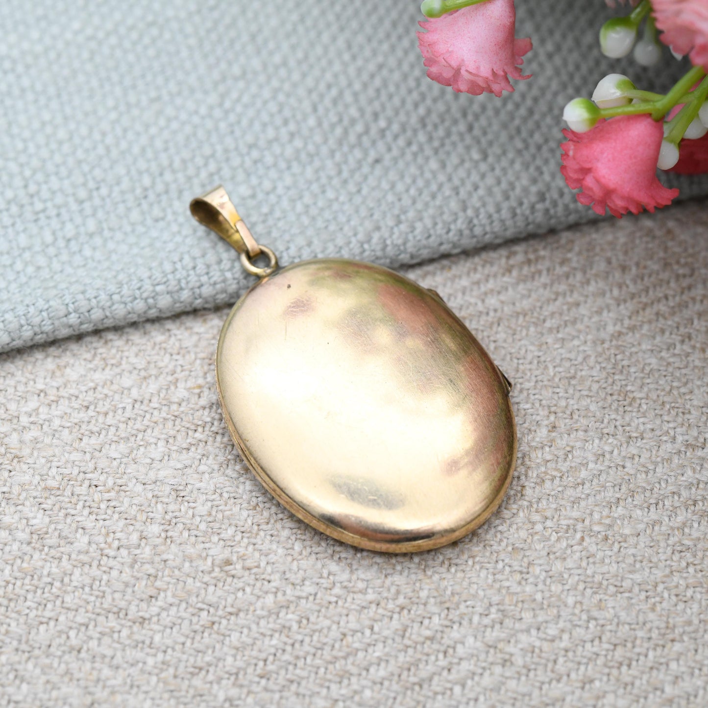 Vintage Rolled Gold Locket Pendant Monogram Initials MEC - Engraved Design Borders Inside | Large Photo Necklace c. 1960s Costume Jewellery