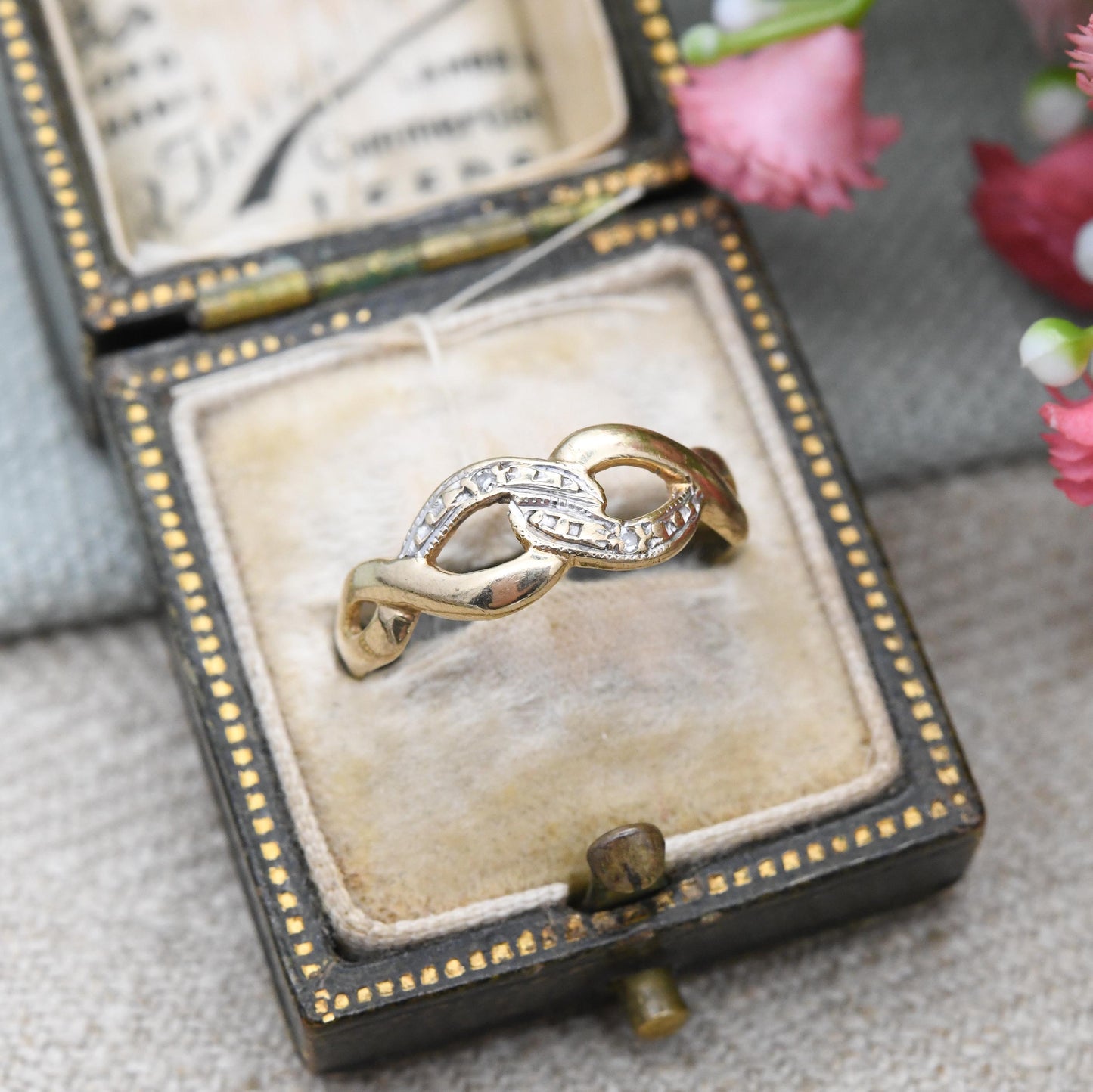 Vintage 9ct Gold Diamond Lovers Knot Ring 1994 - Crossover Knotted Band Pretty Stacking Ring Jewellery Gift | UK Size - N 1/2 | US Size - 7