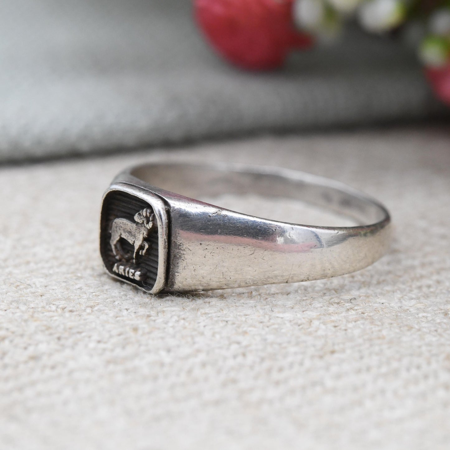 Vintage Silver Aries Signet Ring - Mid-Century Star Sign Ram Zodiac Jewellery March April Birthday Gift | UK Size - V 1/2 | US Size - 10 3/4