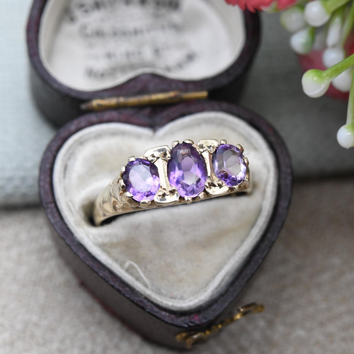 Vintage 9ct Gold Amethyst Three Stone Ring 1985 - Pretty Mid-Century Antique Revival Purple Gemstone Trilogy | UK Size - N 1/2 | US Size - 7