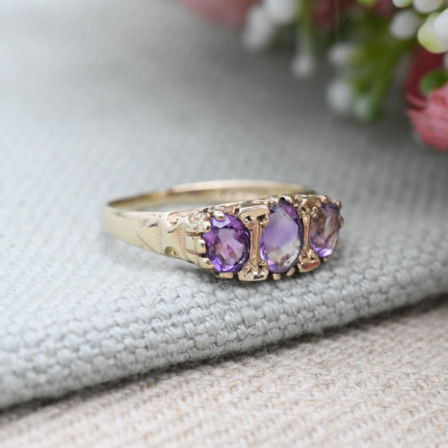 Vintage 9ct Gold Amethyst Three Stone Ring 1985 - Pretty Mid-Century Antique Revival Purple Gemstone Trilogy | UK Size - N 1/2 | US Size - 7