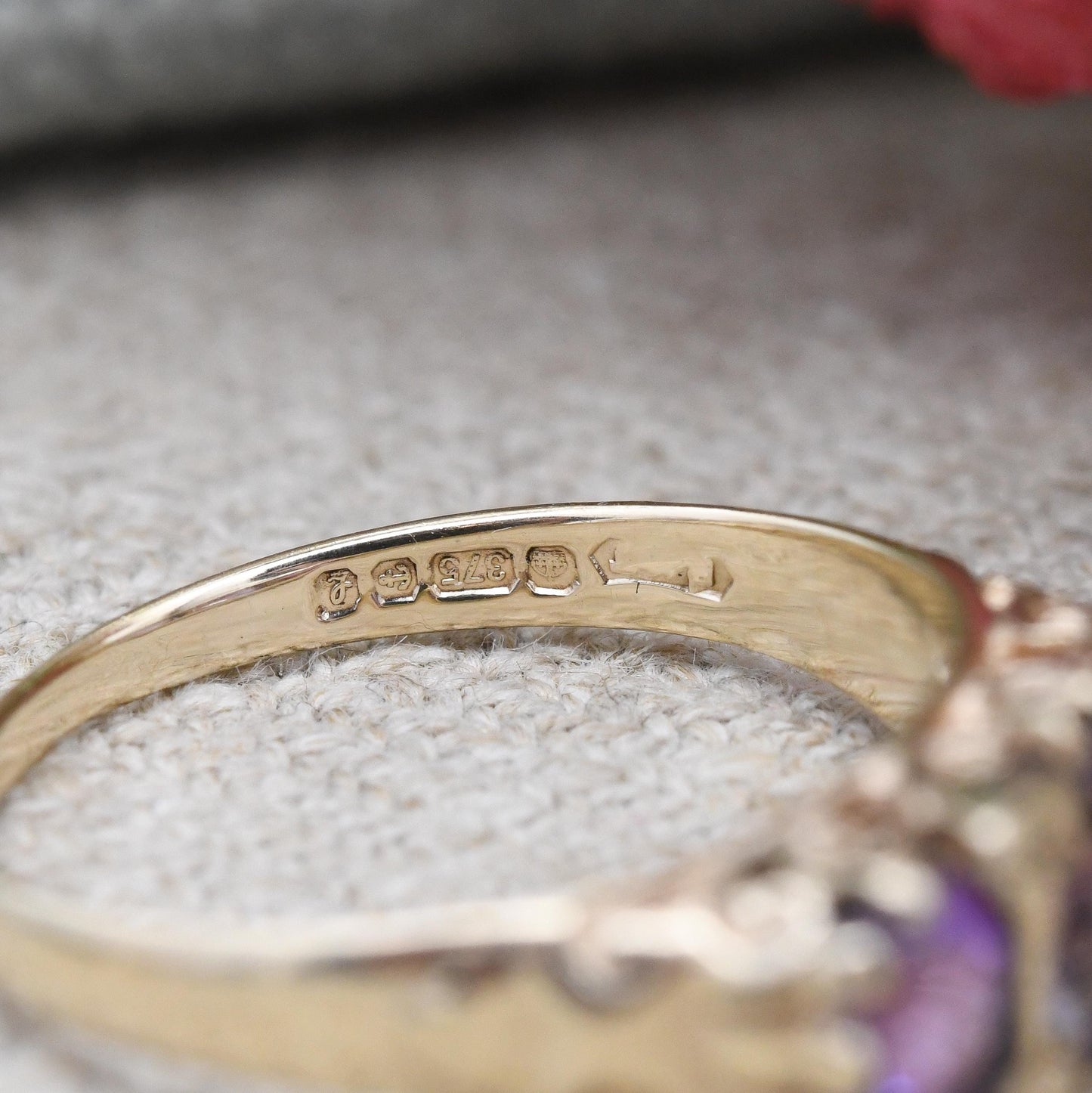 Vintage 9ct Gold Amethyst Three Stone Ring 1985 - Pretty Mid-Century Antique Revival Purple Gemstone Trilogy | UK Size - N 1/2 | US Size - 7