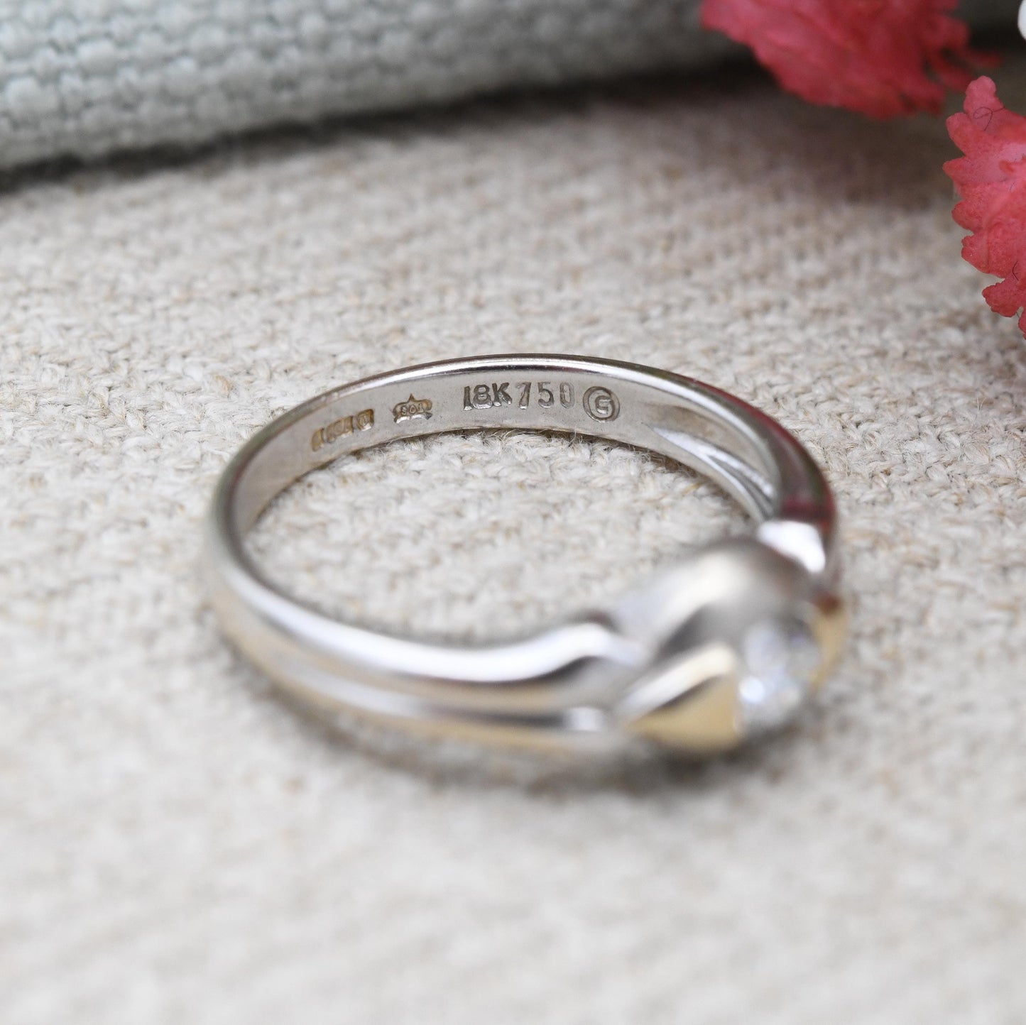 Vintage 18ct Gold Diamond Solitaire Ring 1998 0.22 Carats - White Gold and Yellow Gold Single Stone Engagement | UK Size - L US Size - 5 3/4