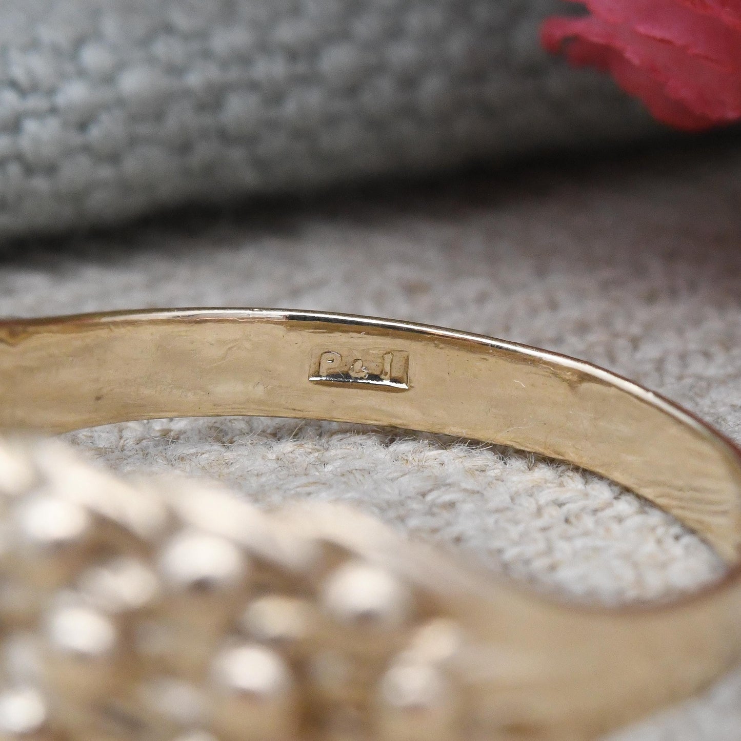 Vintage 9ct Gold Keeper Ring 1991 - Three Row Textured Knotted Band Love Symbol | Everyday Gold Jewellery | UK Size - V | US Size - 10 1/2