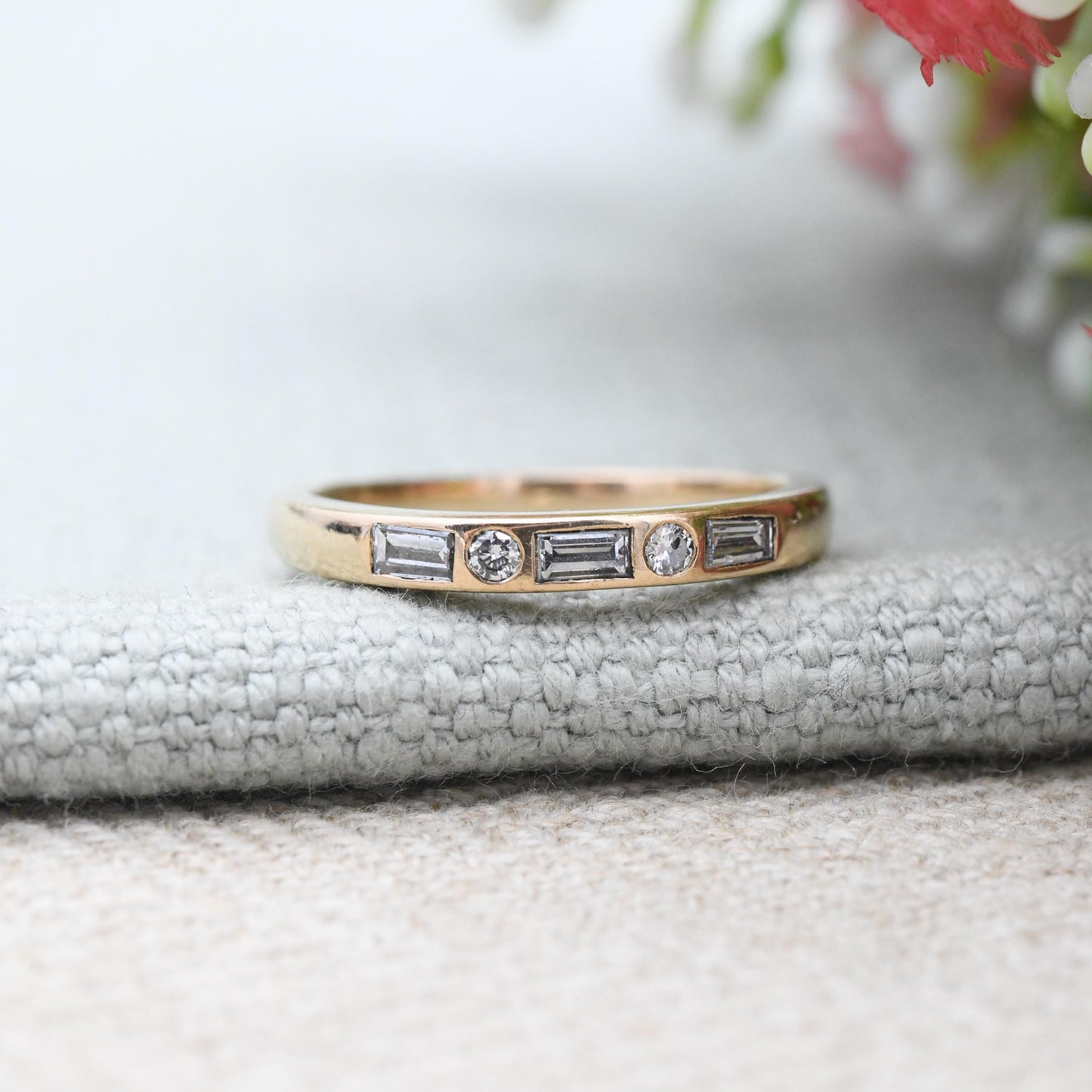 Vintage 18ct Gold Diamond Ring Flush Setting - Alternating Cut Baguette Round Engagement Stacking Band | UK Size - M 1/2 | US Size - 6 1/2