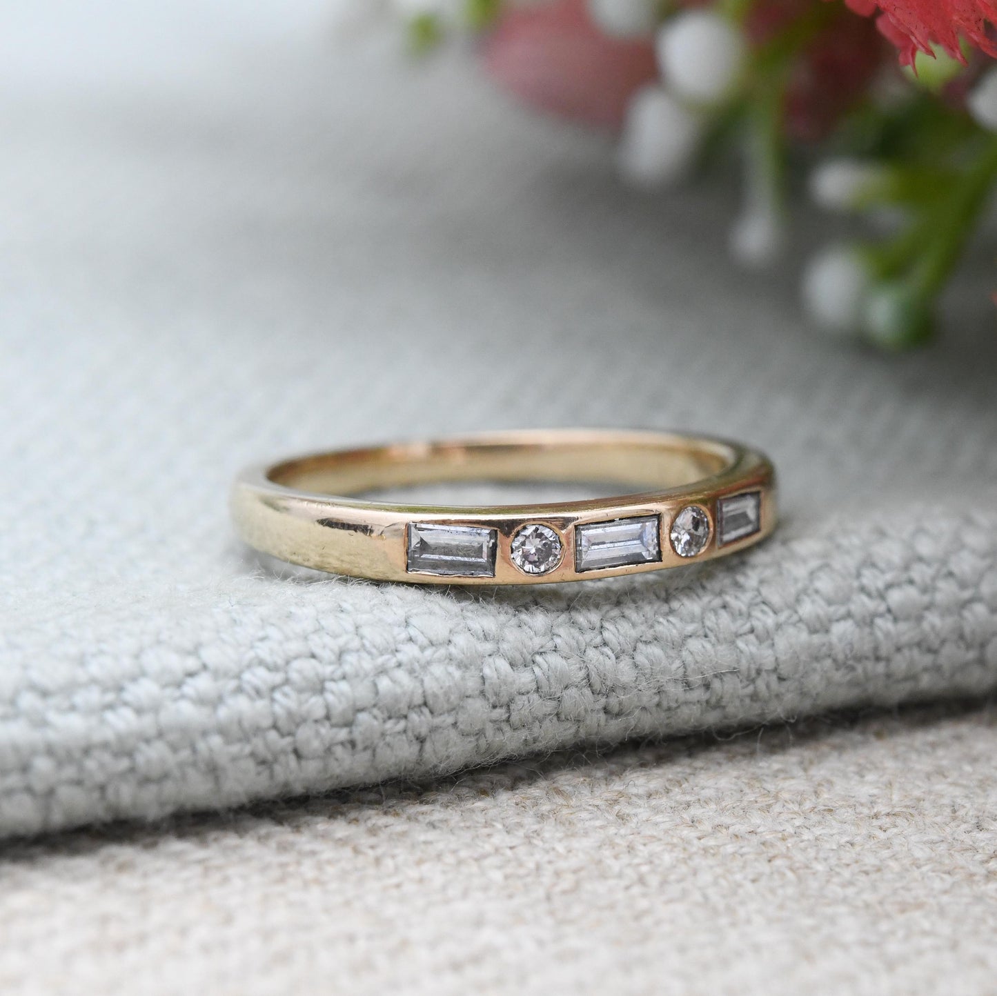 Vintage 18ct Gold Diamond Ring Flush Setting - Alternating Cut Baguette Round Engagement Stacking Band | UK Size - M 1/2 | US Size - 6 1/2