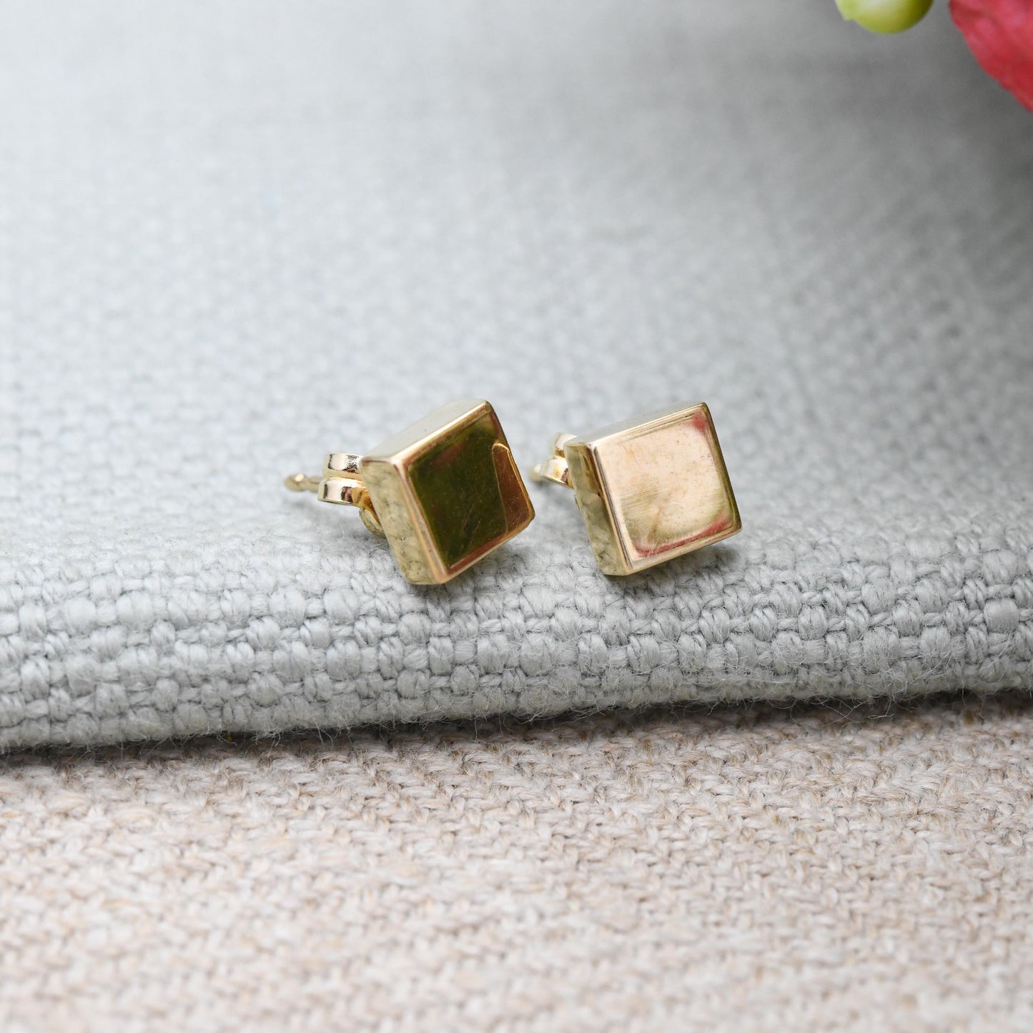 Vintage 9ct Gold Square Stud Earrings - Cube Shape Small Studs | Solid Gold Jewellery Gift for Her Unisex Style | with Butterfly Backs