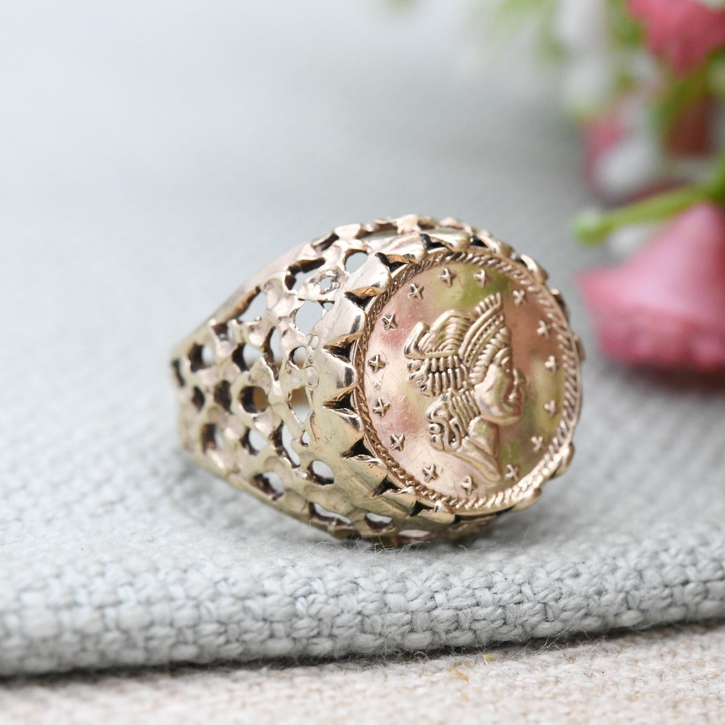 Vintage 9ct Gold Liberty Head Tallar Coin Signet Ring 1982 - Fantasy Coin Jewellery USA Lady Liberty | Small UK Size - H 1/2 | US Size - 4