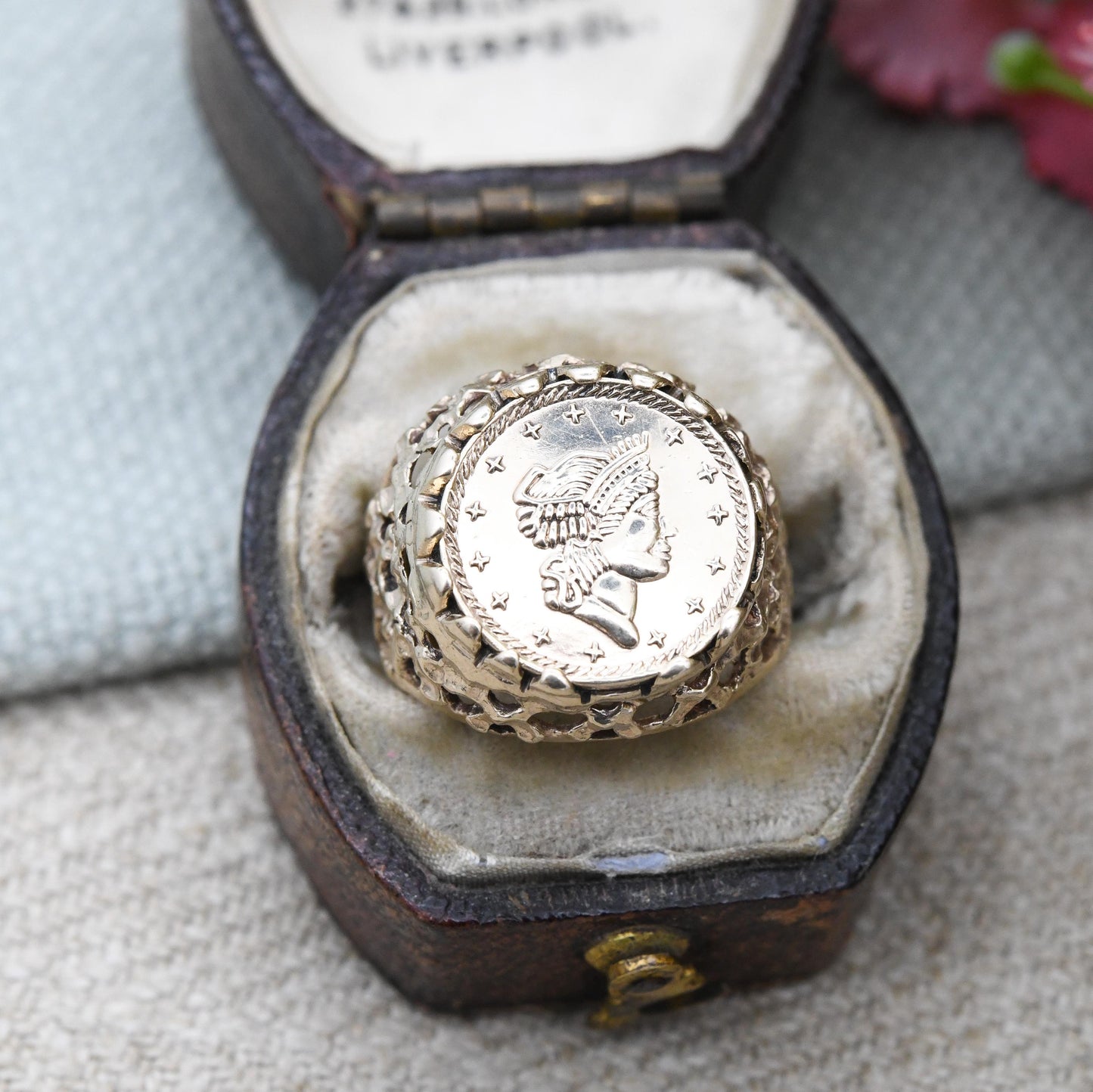 Vintage 9ct Gold Liberty Head Tallar Coin Signet Ring 1982 - Fantasy Coin Jewellery USA Lady Liberty | Small UK Size - H 1/2 | US Size - 4