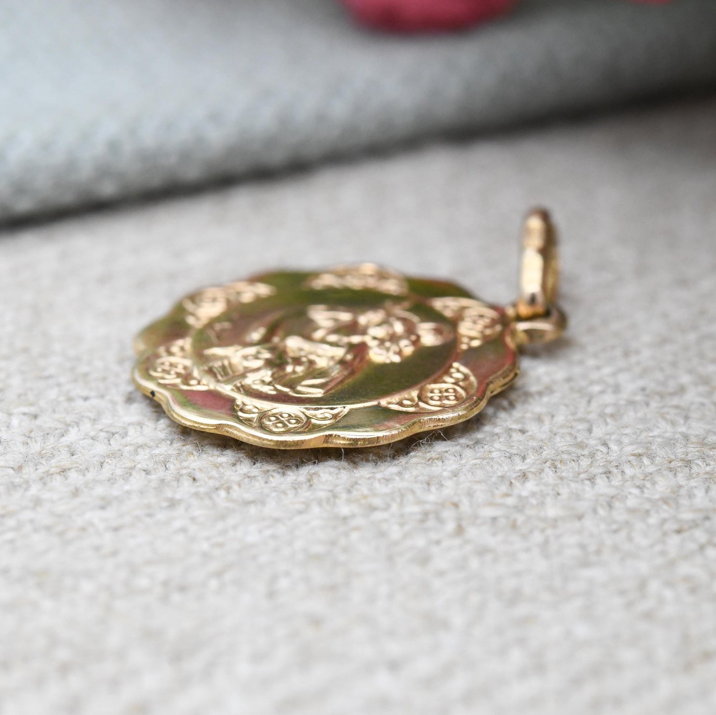 Vintage 9ct Gold St Christopher Pendant 1988 Unoaerre - Italian Designer Protect Us Patron Saint of Travellers Jewellery Gift for Adventurer