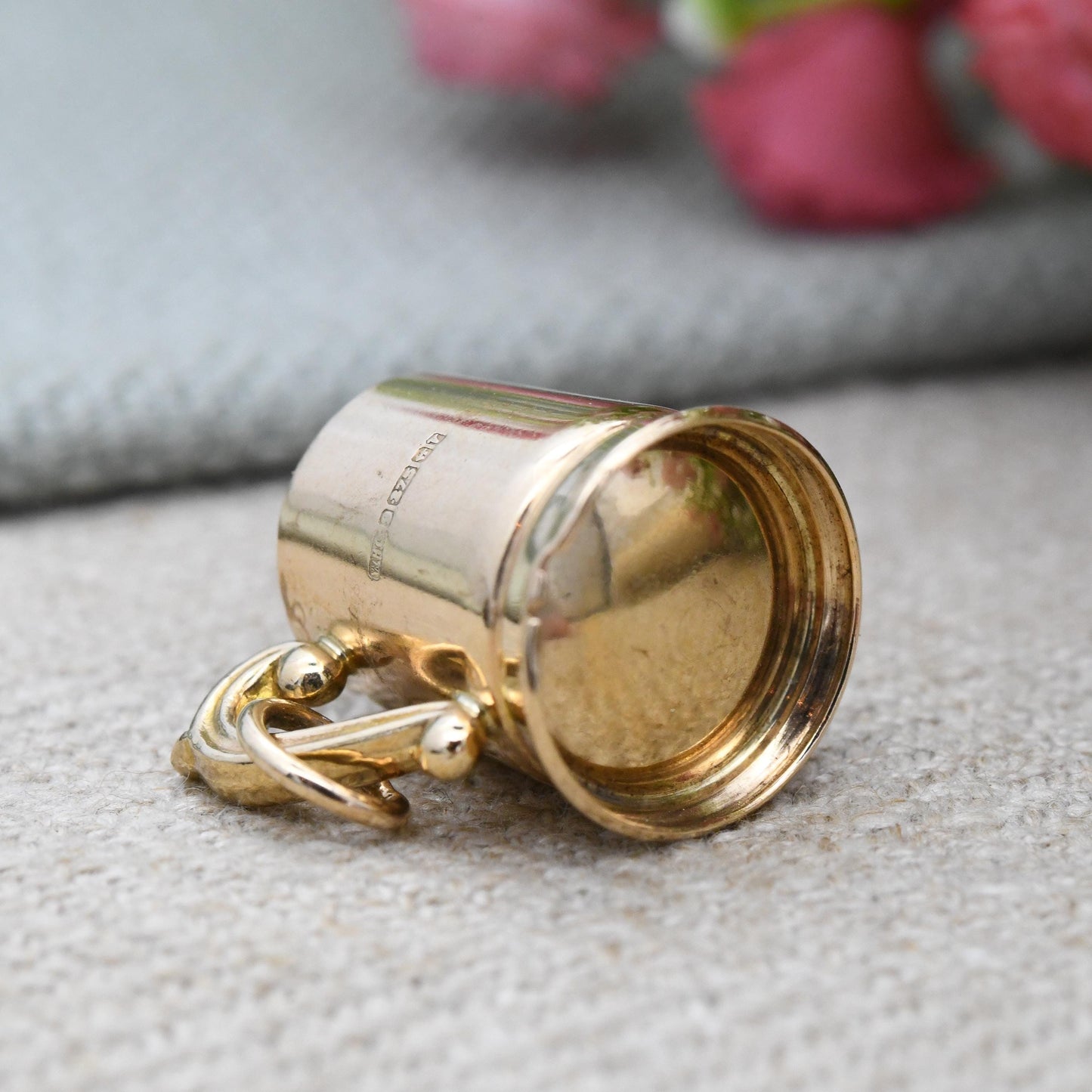 Vintage 9ct Gold Tankard Charm Pendant 1970 - Yellow Gold Beer Stein Drinking Cup | Gift for Charm Bracelet | UK Hallmarks