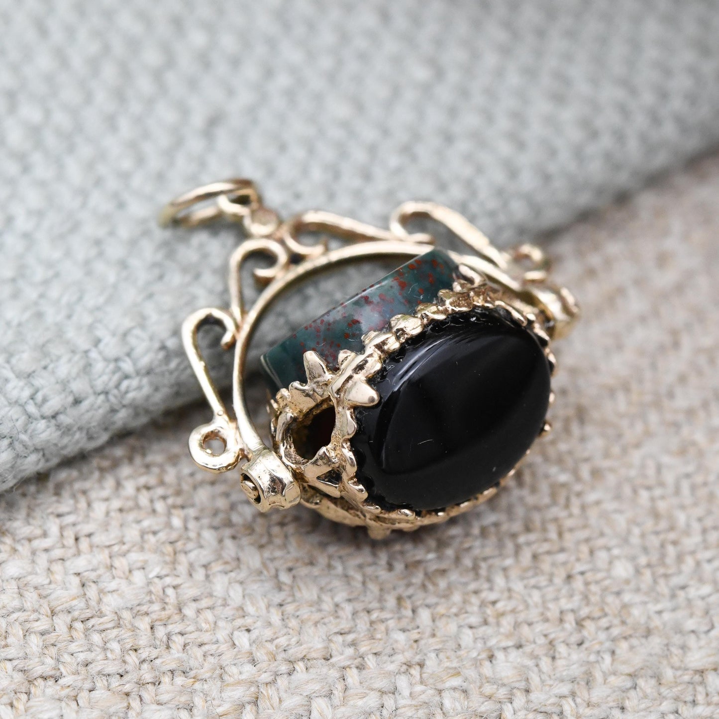 Vintage 9ct Gold Gemstone Spinner Fob Pendant - Antique Style Miniature Spinning Watch Fob Charm Ornate | Onyx Bloodstone Red Carnelian