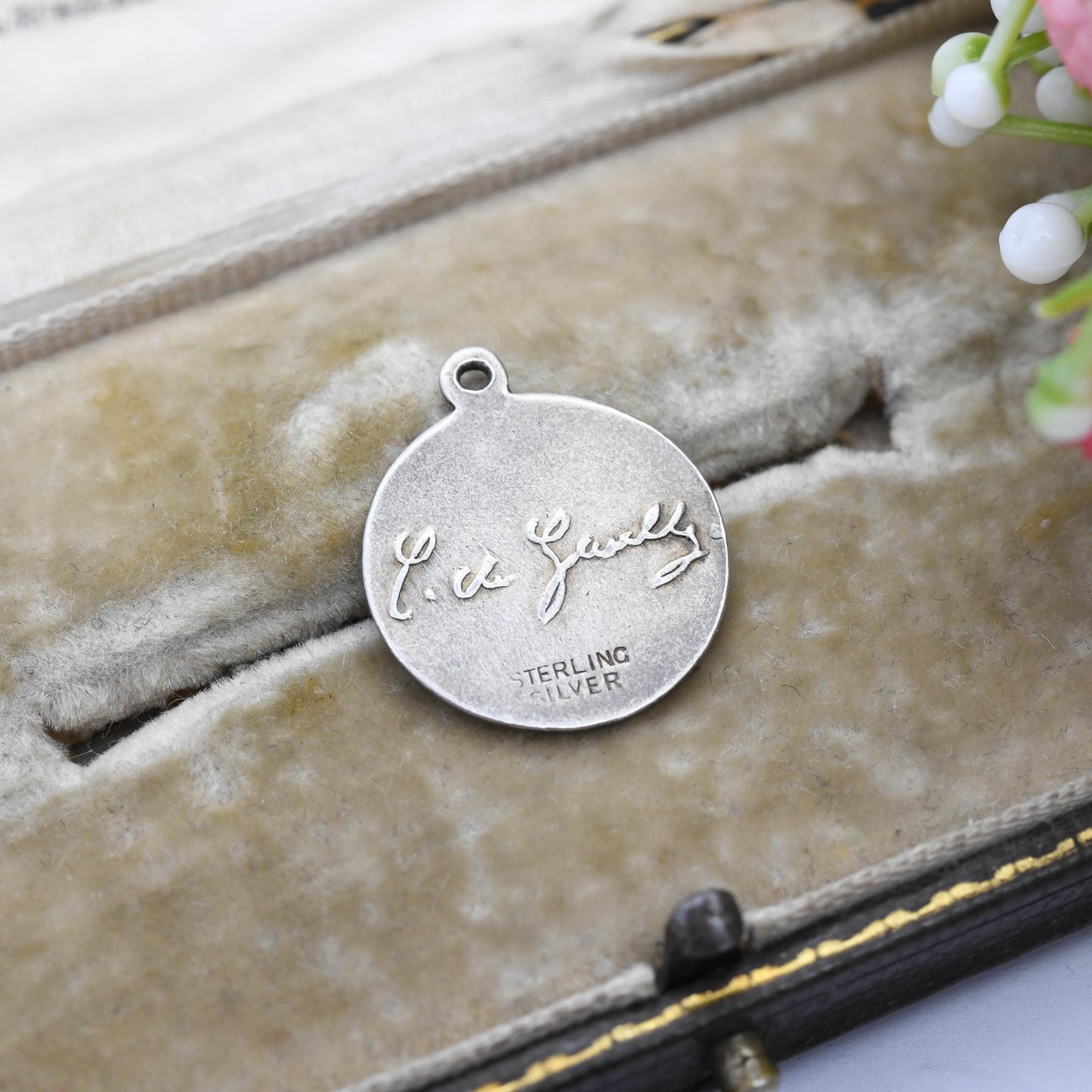 Free French Forces WWII Sterling Silver Pendant with Signature of Charles de Gaulle c. 1940s - Military World War 2 Badge Insignia FFL