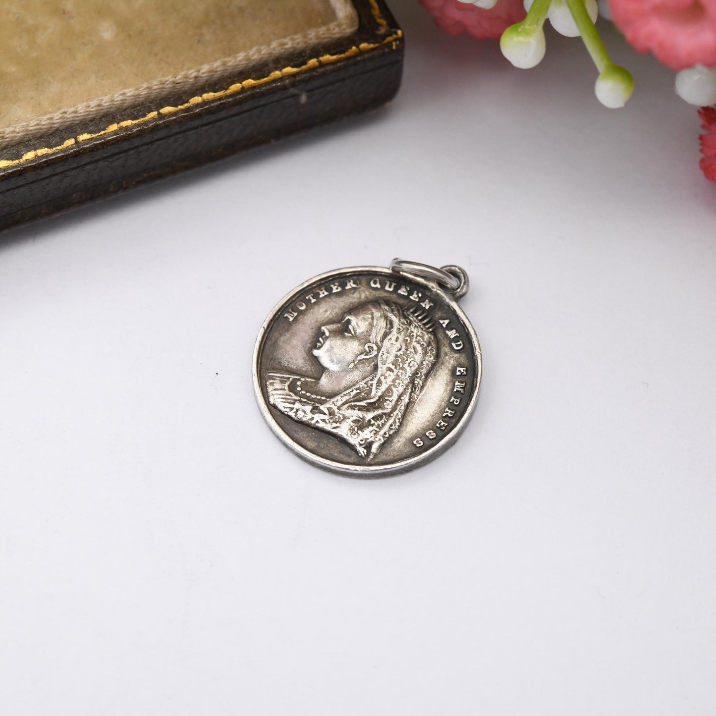 Antique Silver In Memoriam Queen Victoria Death Medal Pendant 1901 - Commemorative Mother Queen Emperor 63 Years Victorian Silver Jewellery
