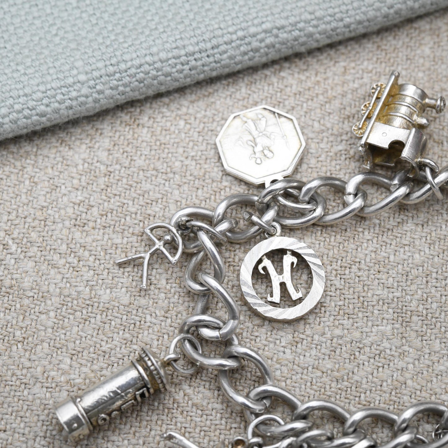 Vintage Sterling Silver Charm Bracelet with 14 Charms 1985 - Articulated Rat Shuttlecock Mother of Pearl Cross | Curb Links | Starter Charm