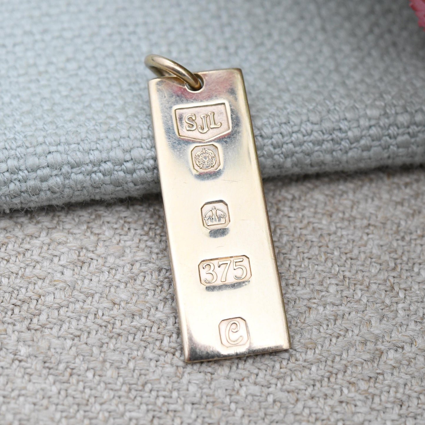 Vintage 9ct Gold Ingot Pendant 1977 SJL Sheffield Hallmark - Solid Gold Unisex Jewellery Charm for Necklace Stack | Yellow Gold Gift for Him