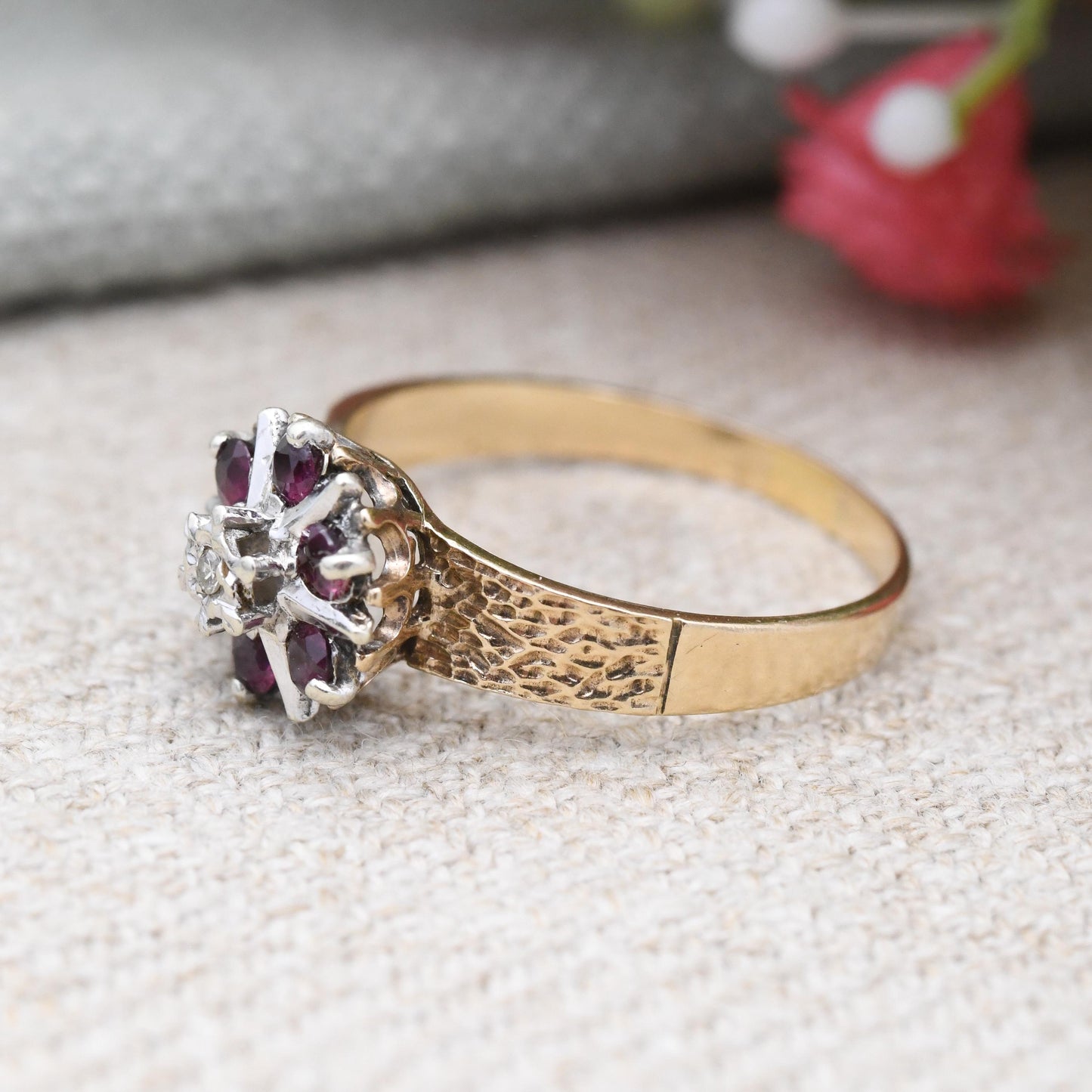 Vintage 9ct Gold Ruby Diamond Floral Cluster Ring 1976 Mid-Century - Textured Shoulders Flower | White Gold | UK Size - P | US Size - 7 3/4