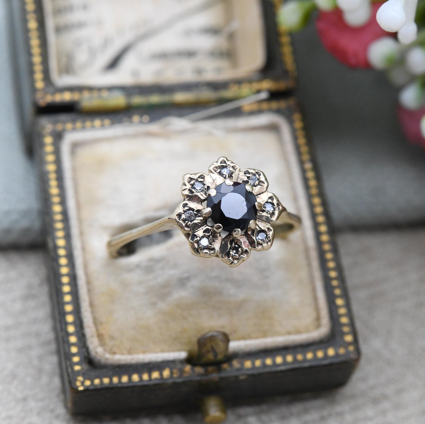 Vintage 9ct Gold Diamond Sapphire Floral Halo Ring 1982 - Flower Shaped Statement Deep Blue Engagement | UK Size - S 1/2 | US Size - 9 1/4