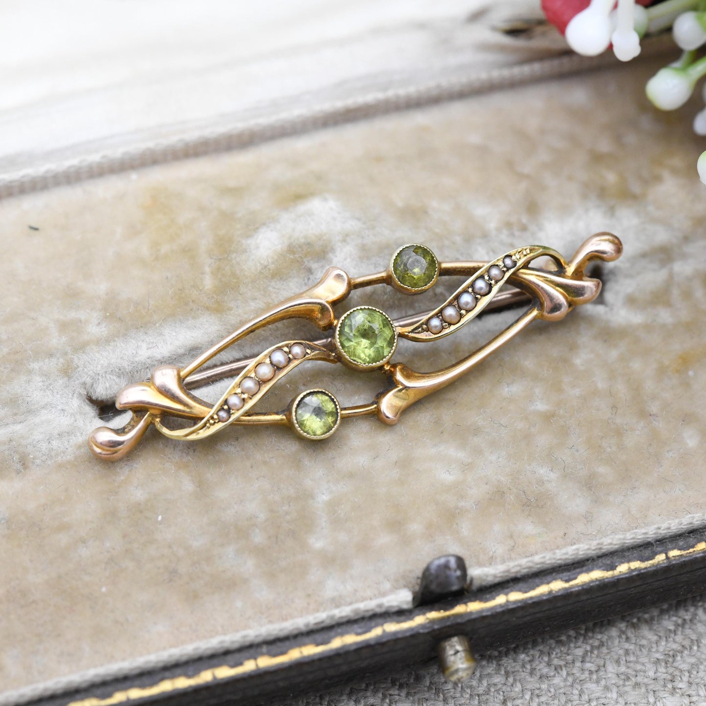 Antique 15ct Gold Peridot and Split Pearl Brooch Chester Hallmarks - Green Gemstone Stone | Scrolling Flared Detail | Beautiful Gift for Her