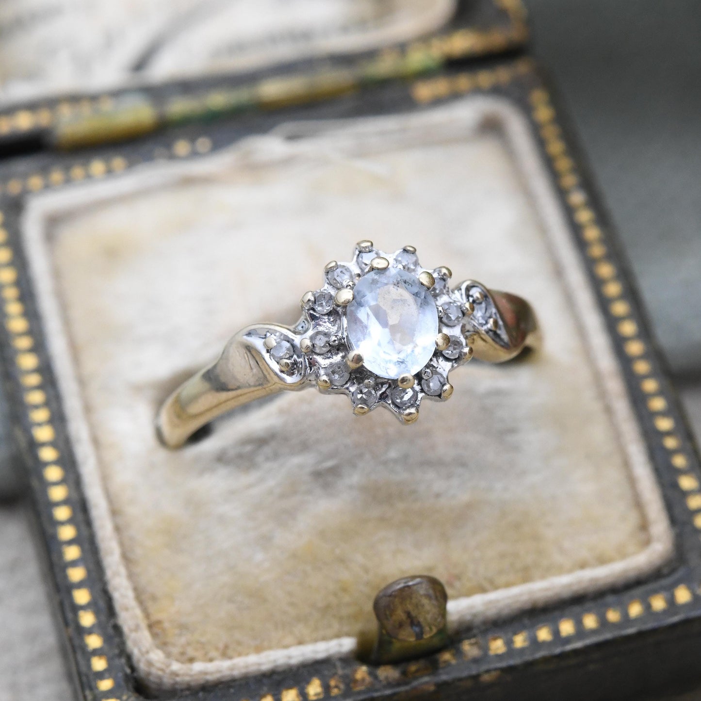 Vintage 9ct Gold Diamond Halo Cluster Ring c. 1980s - Blue Stone Dress Ring | Pretty Jewellery Gift for Her | UK Size - N 1/2 | US Size - 7