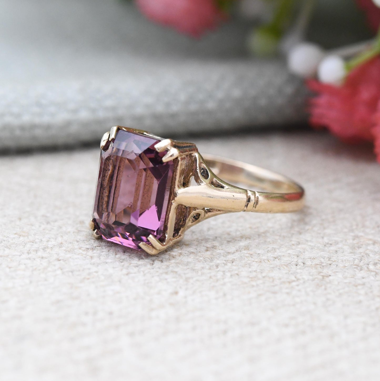Vintage 9ct Gold Purple Paste Ring 1977 - Mid-Century Large Faceted Stone Solitaire | Pretty Gift for Her | UK Size - K | US Size - 5 1/4