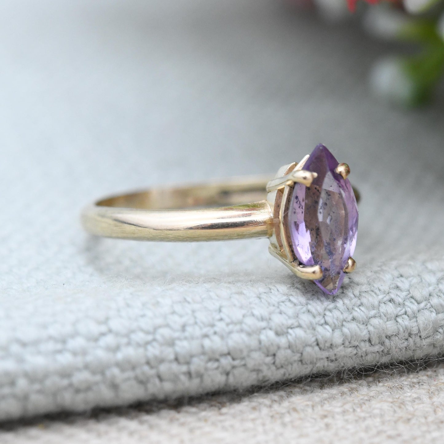 Vintage 9ct Gold Amethyst Solitaire Ring 1990 Marquise Cut - Pointed Oval Design Purple Stone Jewellery Gift | UK Size - N | US Size - 6 3/4