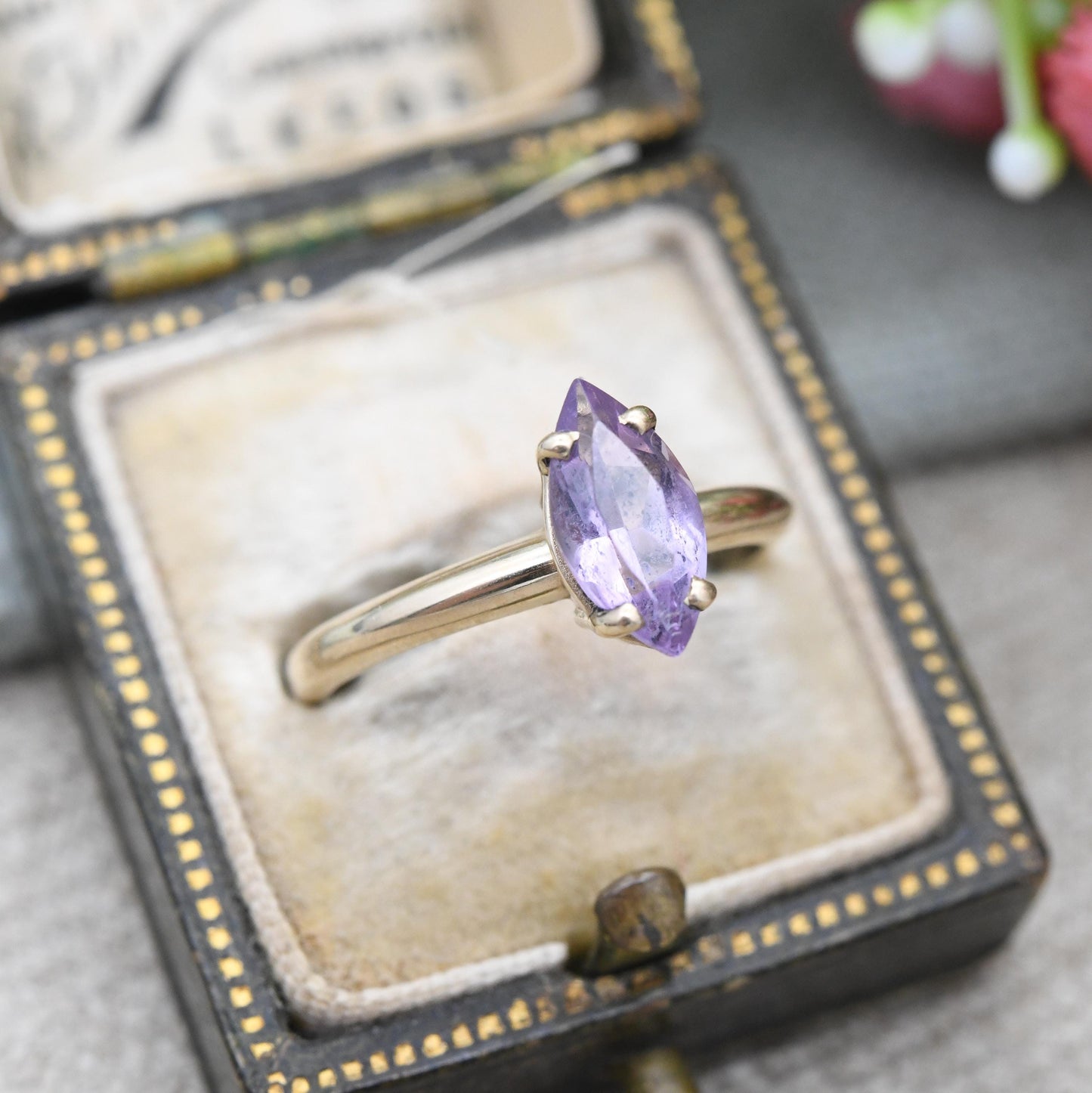 Vintage 9ct Gold Amethyst Solitaire Ring 1990 Marquise Cut - Pointed Oval Design Purple Stone Jewellery Gift | UK Size - N | US Size - 6 3/4
