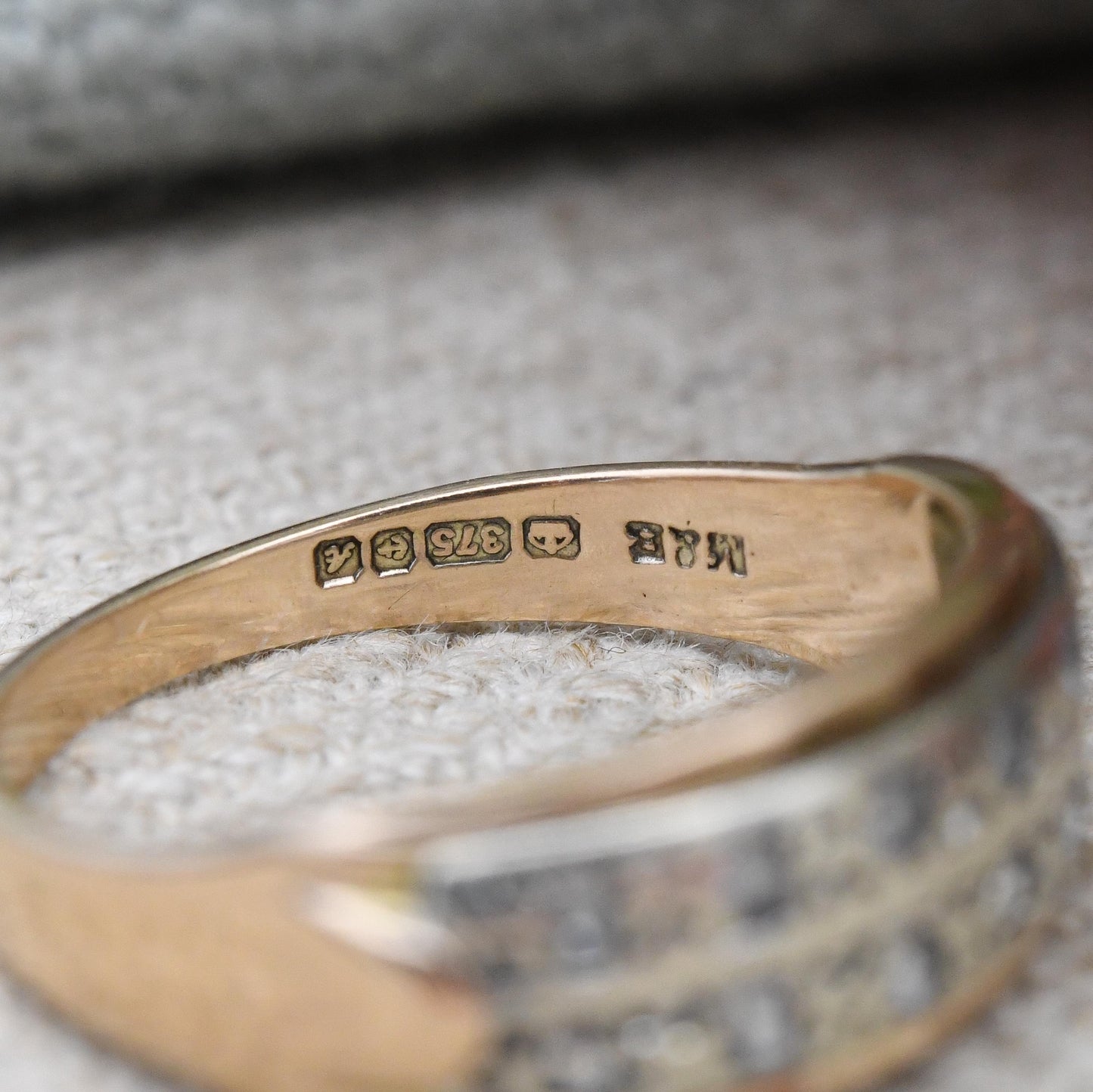 Vintage 9ct Gold Half Eternity Band Ring 2 Rows 1975 - Mid-Century Stacker Yellow Gold Jewellery Wedding Band | UK Size - K US Size - 5 1/2