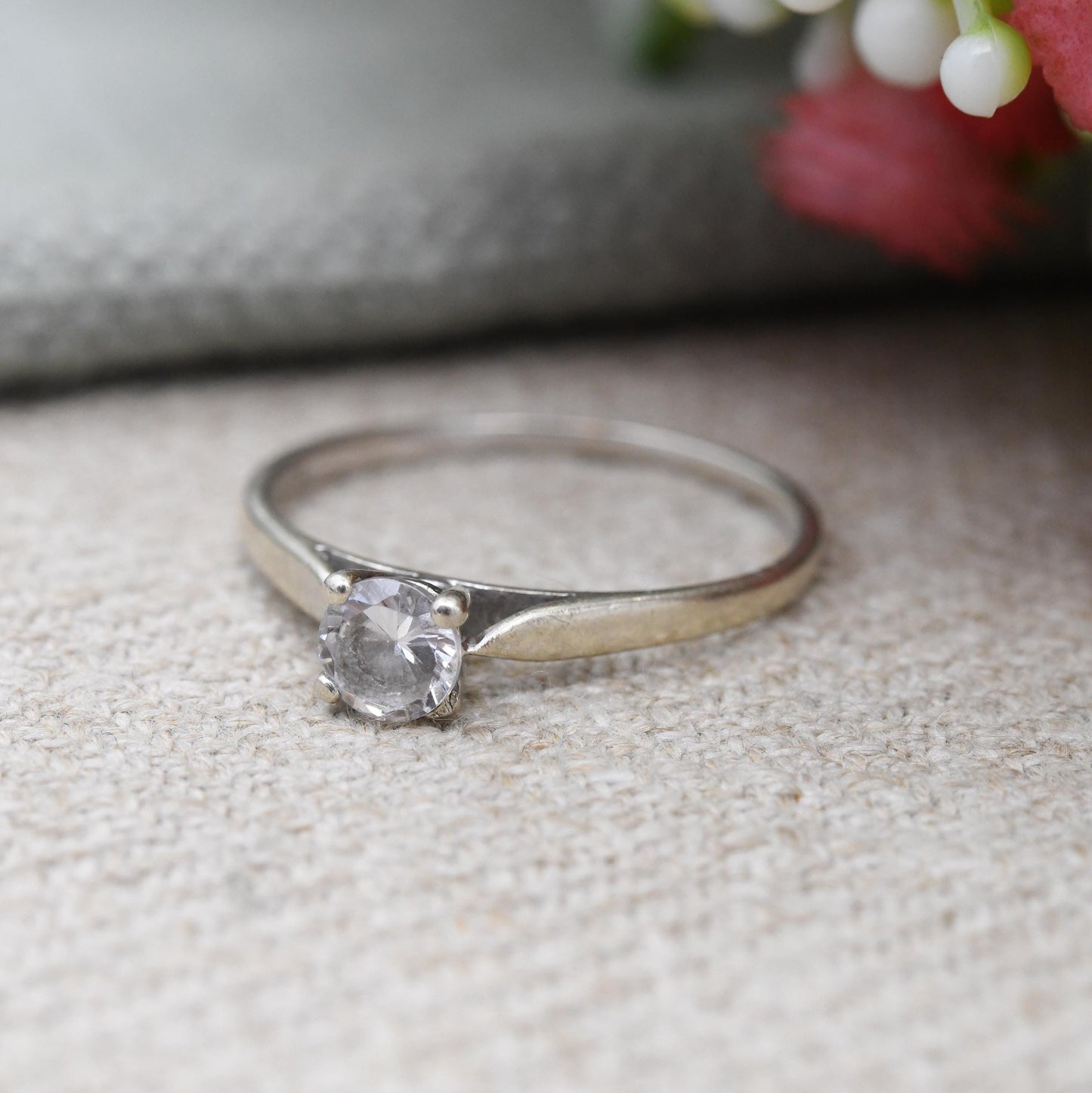 Vintage 9ct White Gold CZ Solitaire Ring - Prong Set Single Stone Ring | Placeholder Engagement Ring | UK Size - N 1/2 | US Size - 6 3/4
