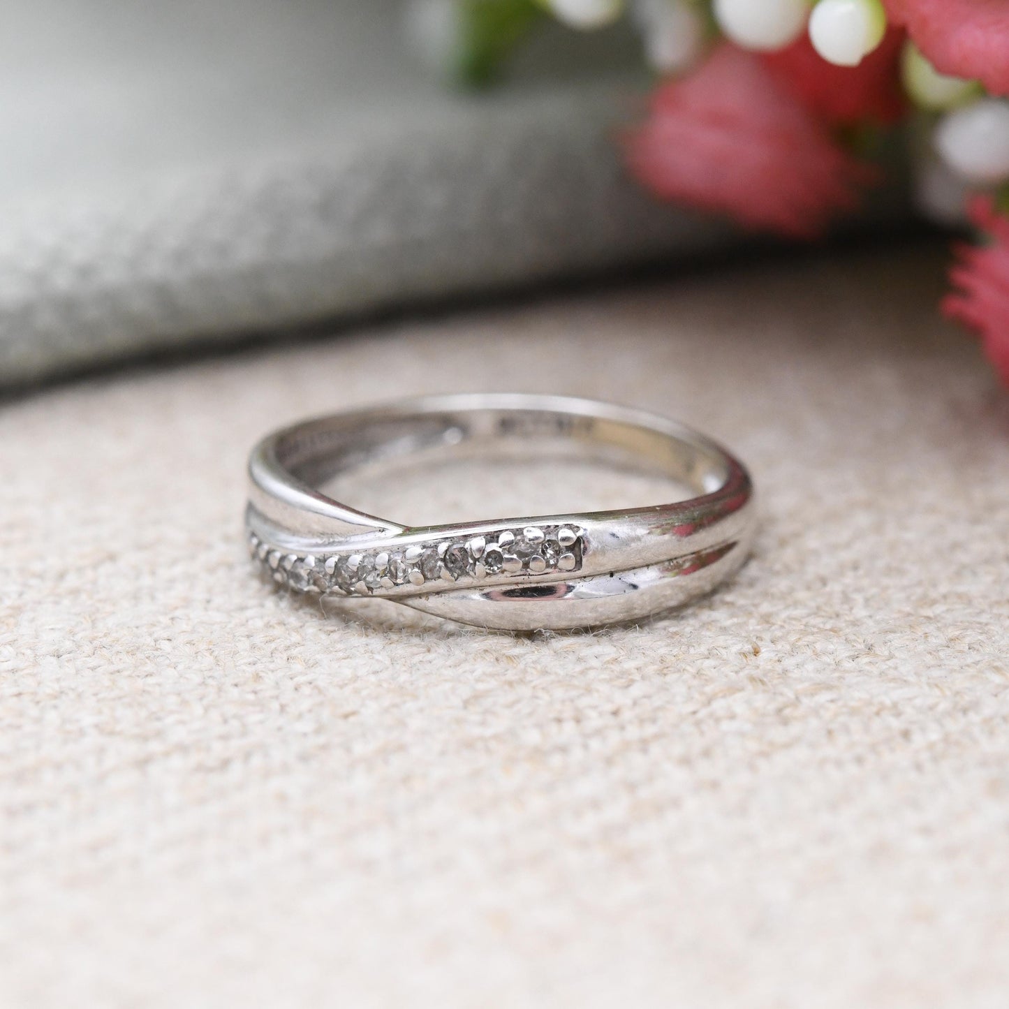 Vintage 9ct White Gold Diamond Crossover Ring - Half Eternity Engagement Wedding Band Stacking Ring | UK Size - K | US Size - 5 1/4