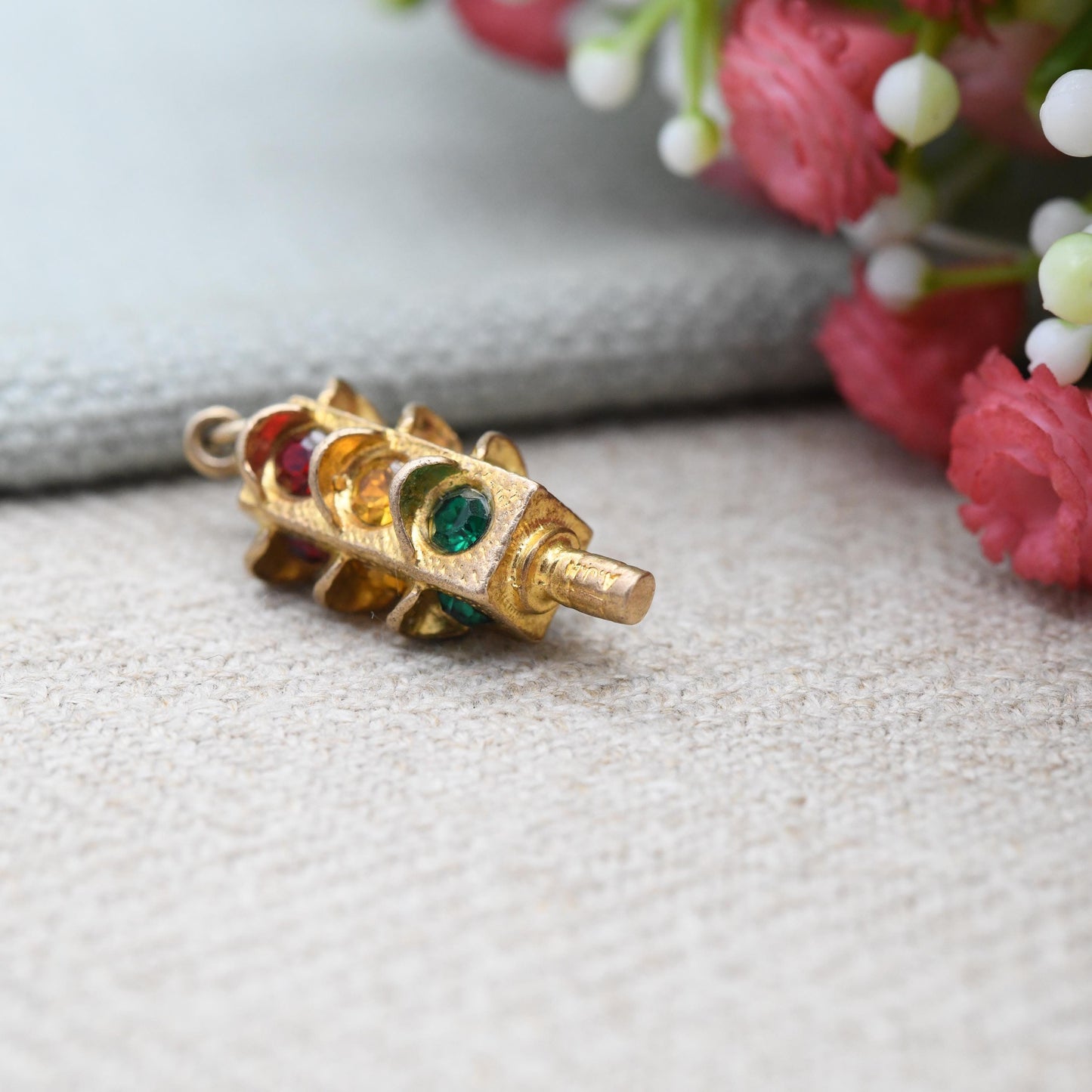 Vintage 9ct Gold Traffic Light Charm Pendant 1967 Red Amber Green Colourful Crystals - Solid Gold Jewellery | Rare Gift for Charm Collection