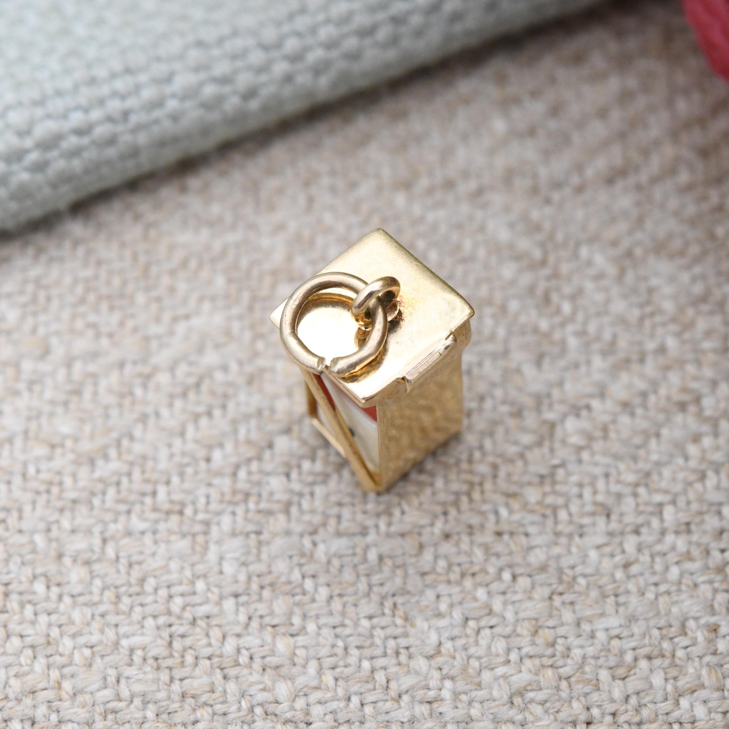 Vintage 9ct Gold Caged Dice Charm Pendant 1964 - Opening Lucky Dice | Die Pair Red and White | Gift for Charm Collection | Good Luck Charm