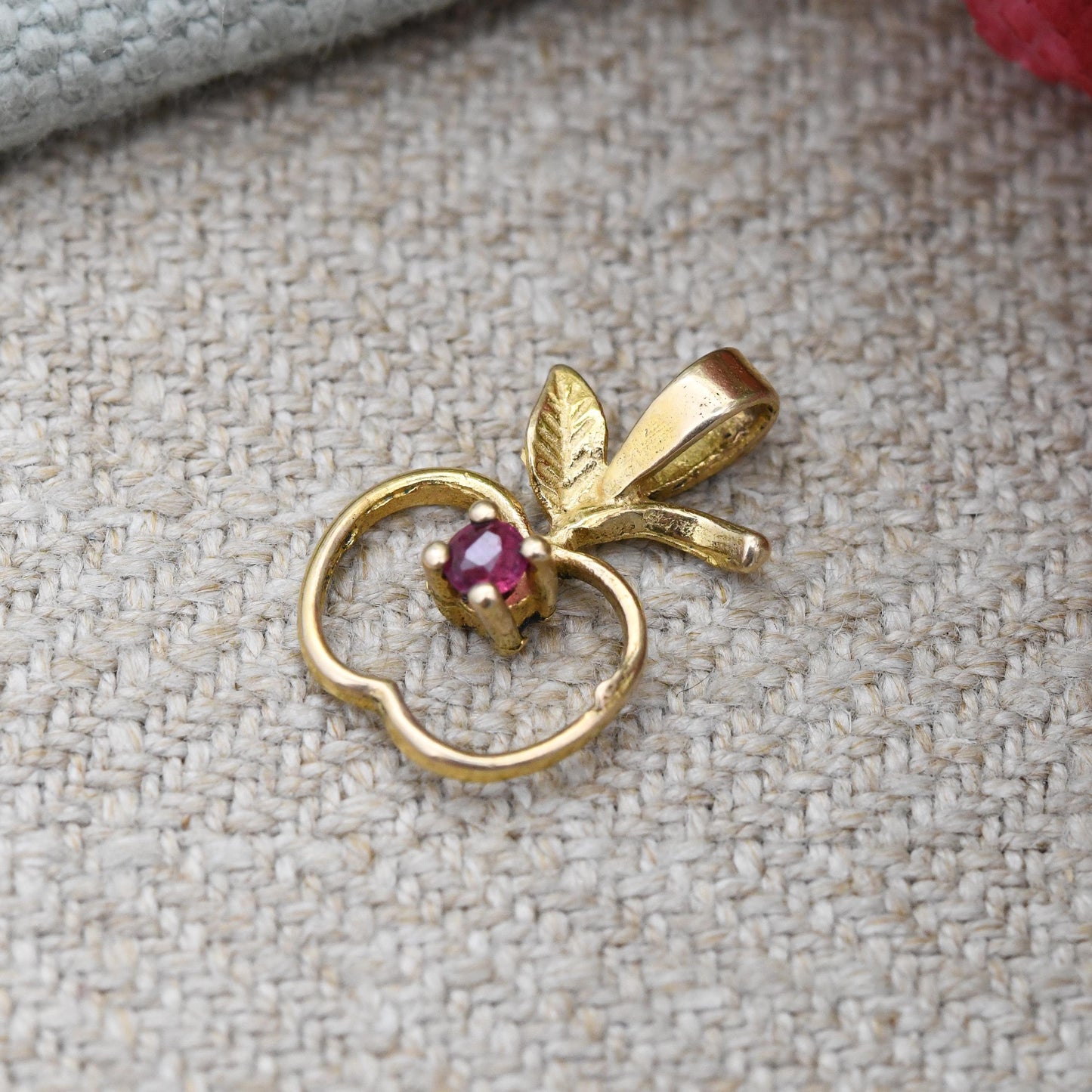 Vintage 9ct Gold Ruby Apple Pendant 1982 - Solid Gold Miniature Openwork Fruit Leaves Charm for Necklace Stack | Pretty Gift for Her