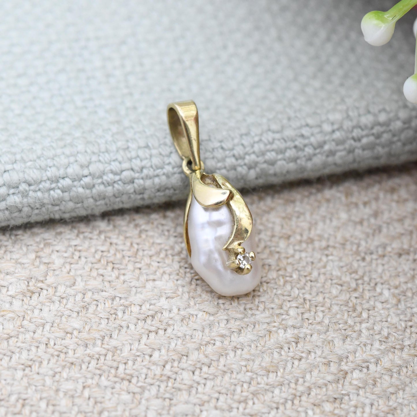 Vintage 9ct Gold Baroque Pearl Pendant 1985 with a Single Diamond - White Cultured Pearl Charm for Necklace Stack | Long Pearl Drop