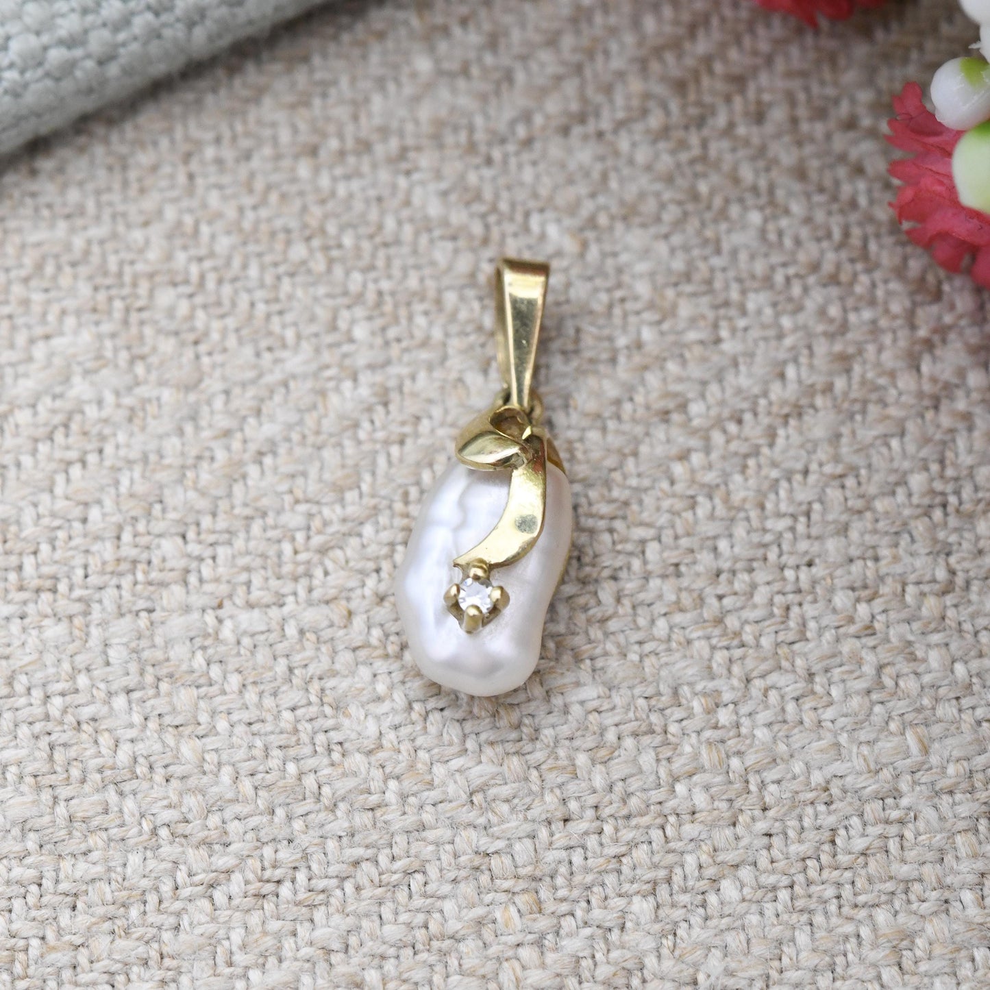 Vintage 9ct Gold Baroque Pearl Pendant 1985 with a Single Diamond - White Cultured Pearl Charm for Necklace Stack | Long Pearl Drop