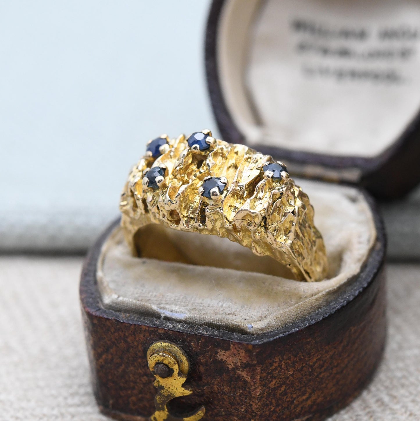 Vintage 9ct Gold Sapphire Nugget Ring 1969 - Mid-Century Textured Solid Gold Ring Chunky Unisex Jewellery | UK Size - O 1/2 US Size - 7 1/2