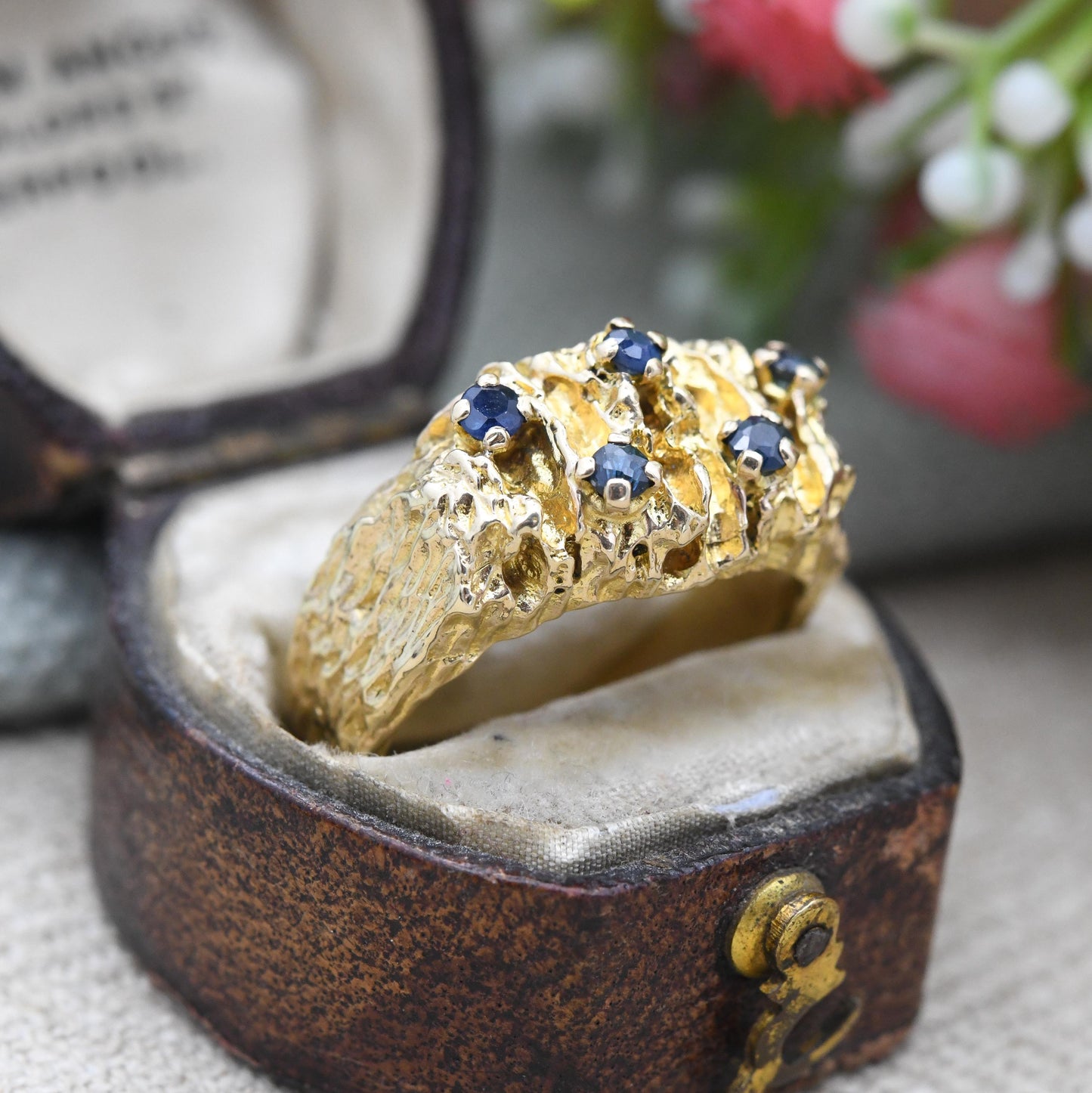 Vintage 9ct Gold Sapphire Nugget Ring 1969 - Mid-Century Textured Solid Gold Ring Chunky Unisex Jewellery | UK Size - O 1/2 US Size - 7 1/2