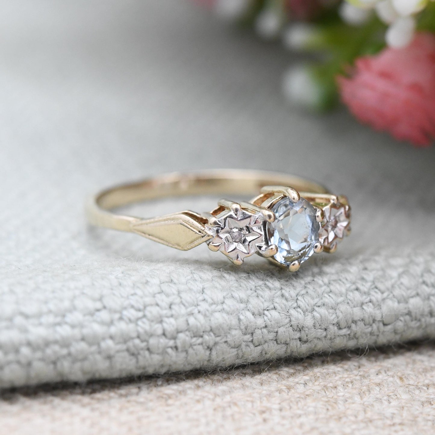 Vintage 9ct Gold Blue Stone and Diamond Three Stone Ring - Pretty Trilogy Ring Blue Gemstone Engagement | UK Size - P | US Size - 7 3/4