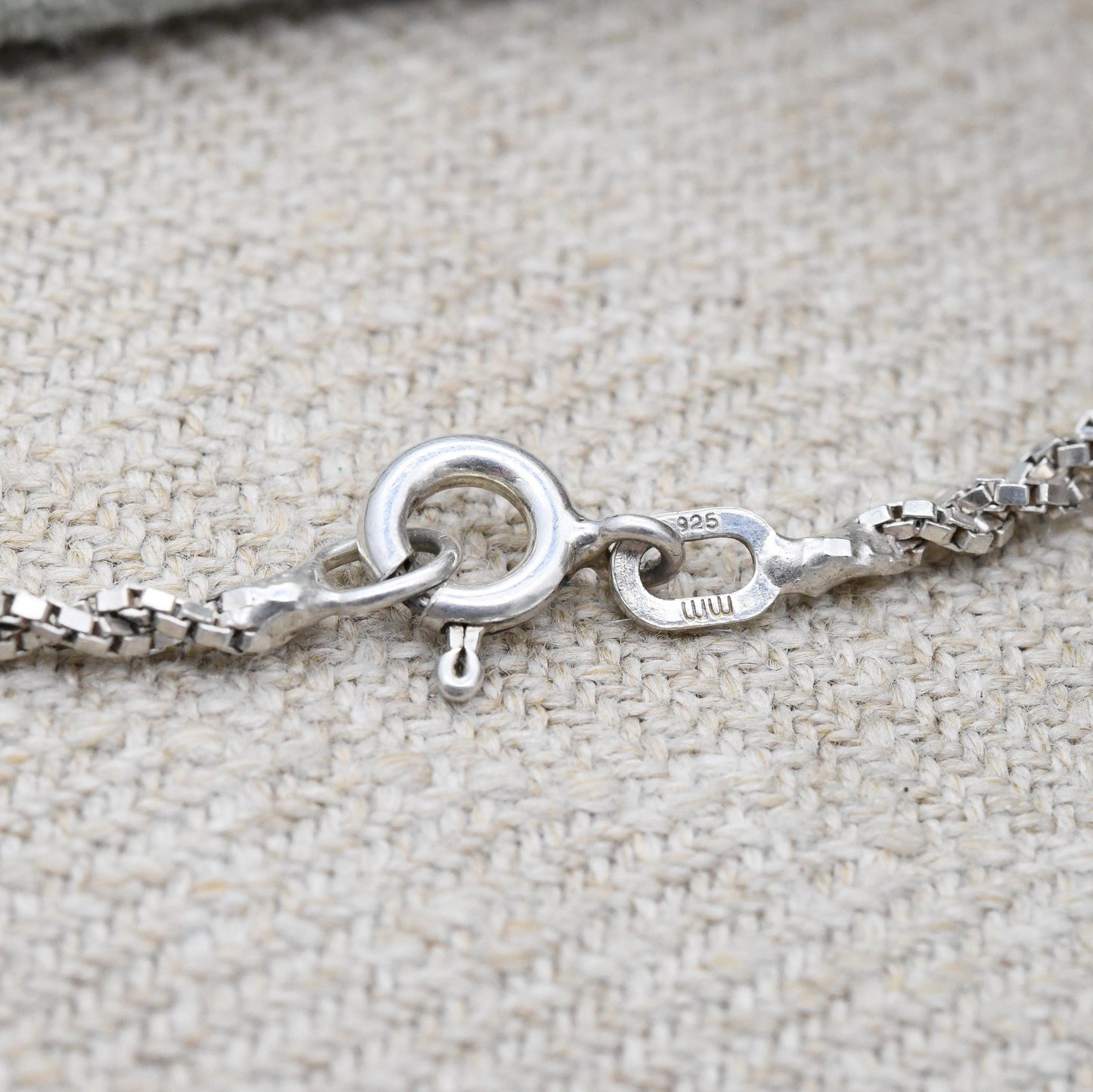 Sterling Silver Twisted Box Chain Necklace c. 1980s - Chunky Short Chain Quality Silver Necklace Square Link | Unisex Necklace Gift | 17.5"