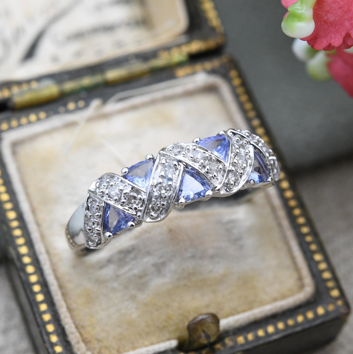 9ct White Gold Tanzanite and Diamond Ring 2005 - QVC Gemstone Jewellery Pretty Sparkly Gift for Her | UK Size - U 1/2 | US Size - 10 1/4