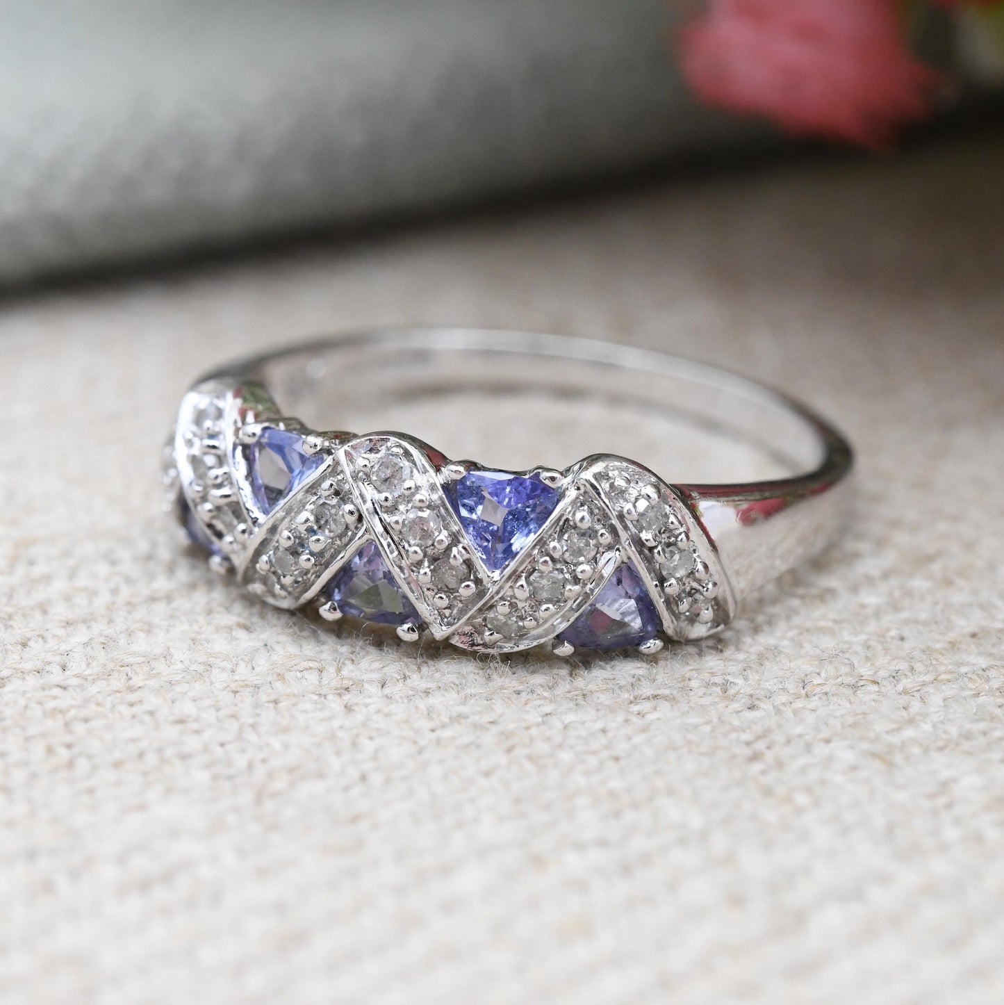 9ct White Gold Tanzanite and Diamond Ring 2005 - QVC Gemstone Jewellery Pretty Sparkly Gift for Her | UK Size - U 1/2 | US Size - 10 1/4