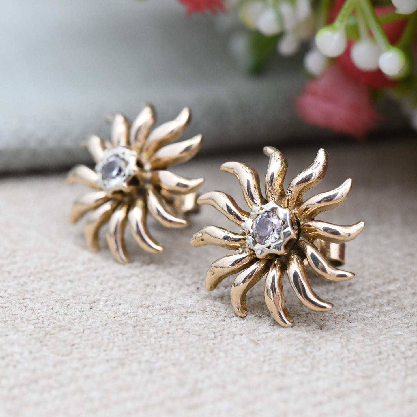 Vintage 9ct Gold Flower Stud Earrings with Clear Stones 1991 - Large Statement Sunflower Shape Solitaire Floral Studs with Butterfly Backs
