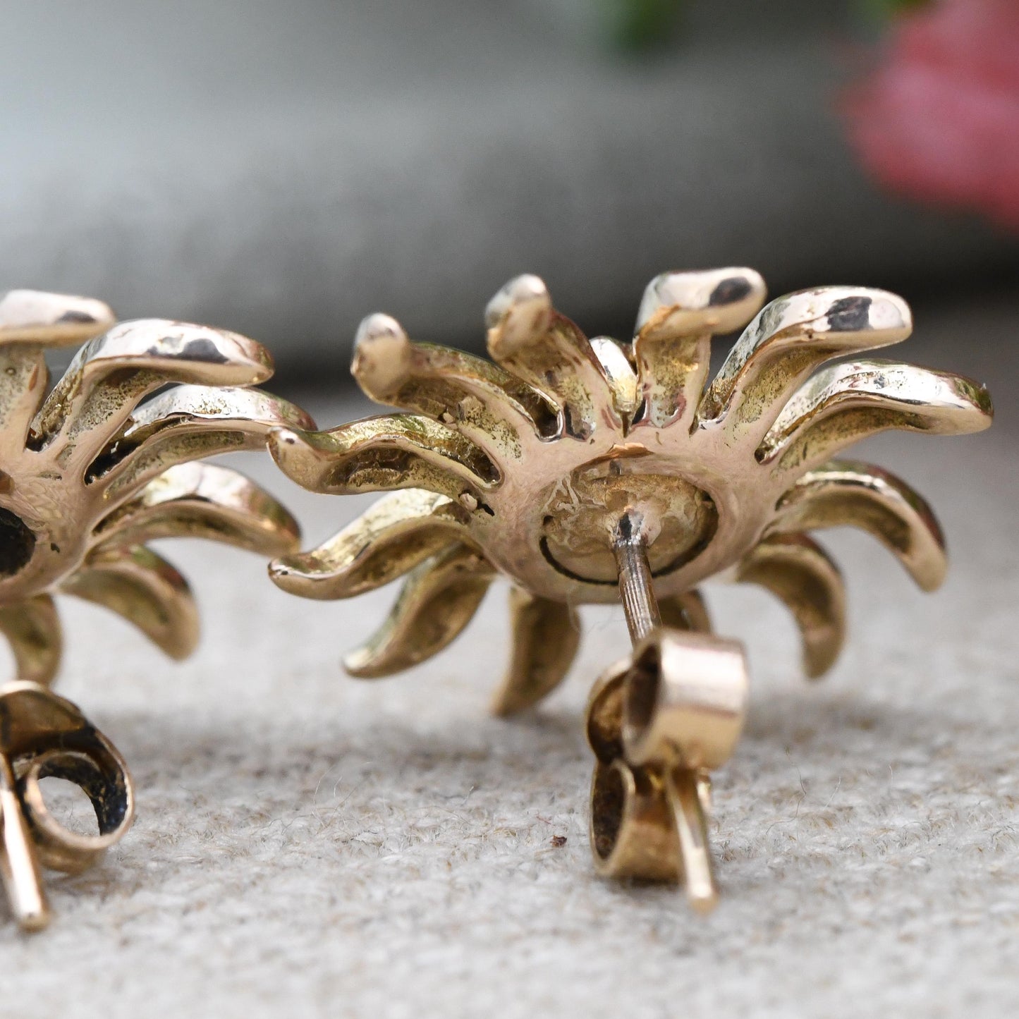 Vintage 9ct Gold Flower Stud Earrings with Clear Stones 1991 - Large Statement Sunflower Shape Solitaire Floral Studs with Butterfly Backs
