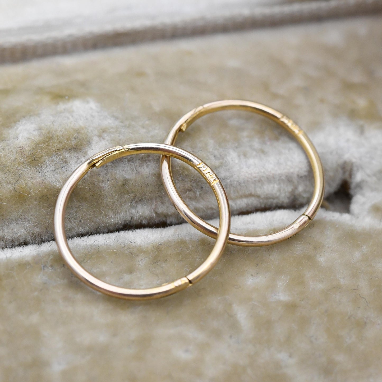 Antique 9ct Gold Hoop Earrings 14mm Diameter - c. 1910s Edwardian Era | Small Circle Hoops | Minimal Everyday Plain Round Sleeper Hoops