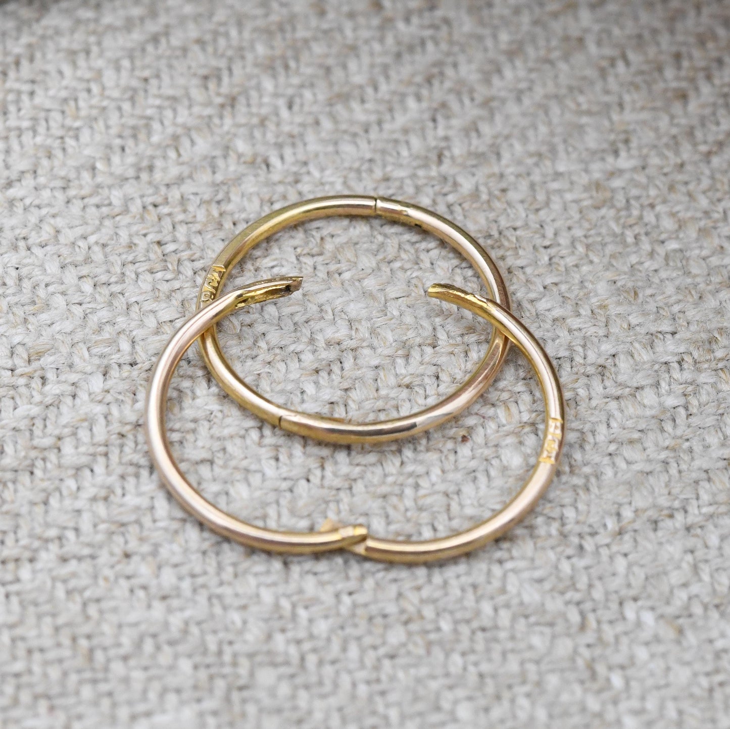 Antique 9ct Gold Hoop Earrings 14mm Diameter - c. 1910s Edwardian Era | Small Circle Hoops | Minimal Everyday Plain Round Sleeper Hoops