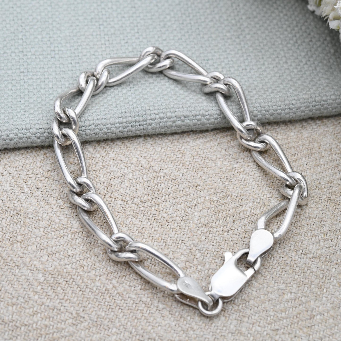 Vintage Sterling Silver Chain Bracelet with Rounded Curb Links Trombone Style c. 2000 - Unisex Solid Silver Jewellery | Empty Charm Bracelet