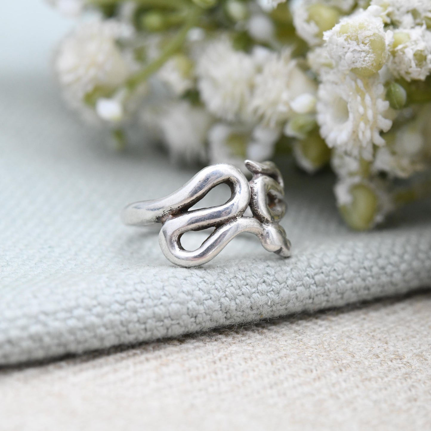 Vintage Sterling Silver Snake Ring - Minimal Solid Silver Animal Jewellery | Coiled Snake Band | UK Size - J 1/2 | US Size - 5