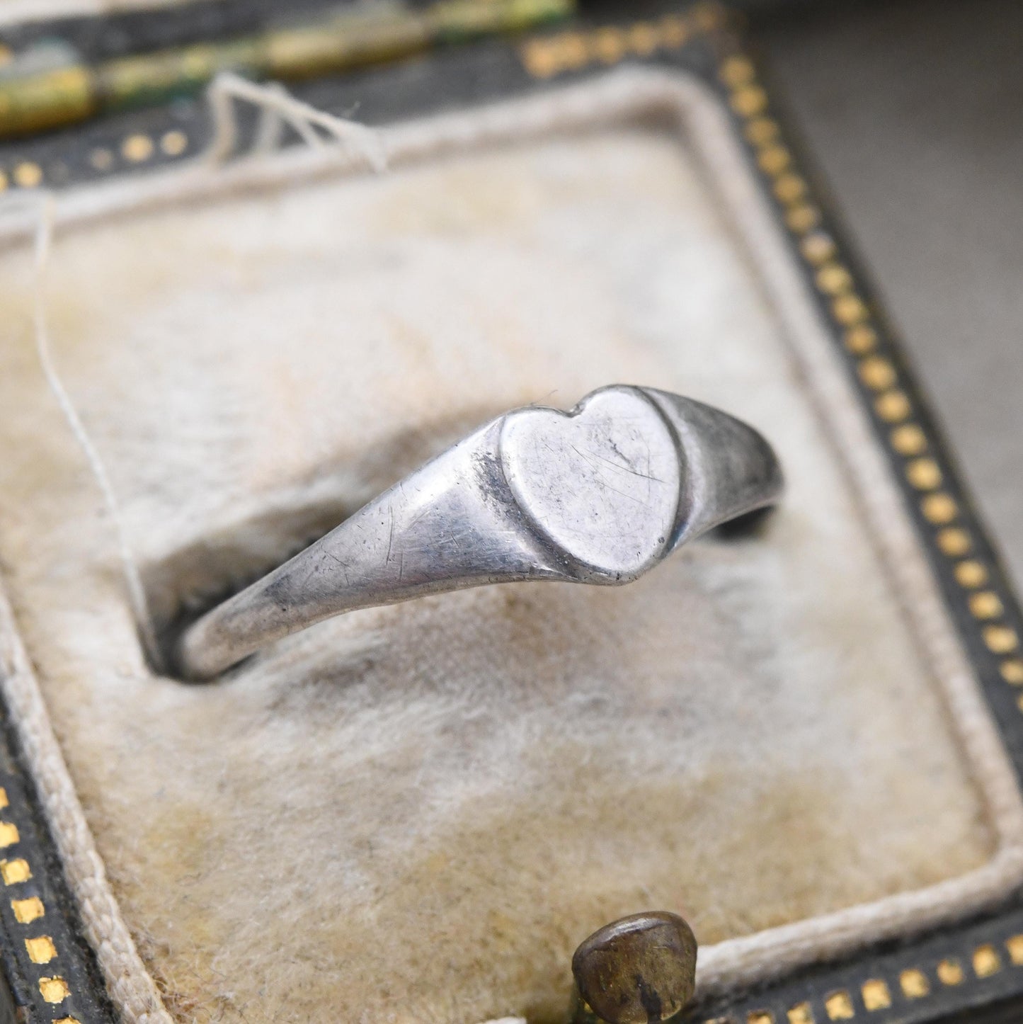 Vintage Sterling Silver Heart Signet Ring - Small Minimal Silver Love Heart Jewellery | Everyday Pinkie Ring | UK Size K 1/2 | US Size 5 1/2